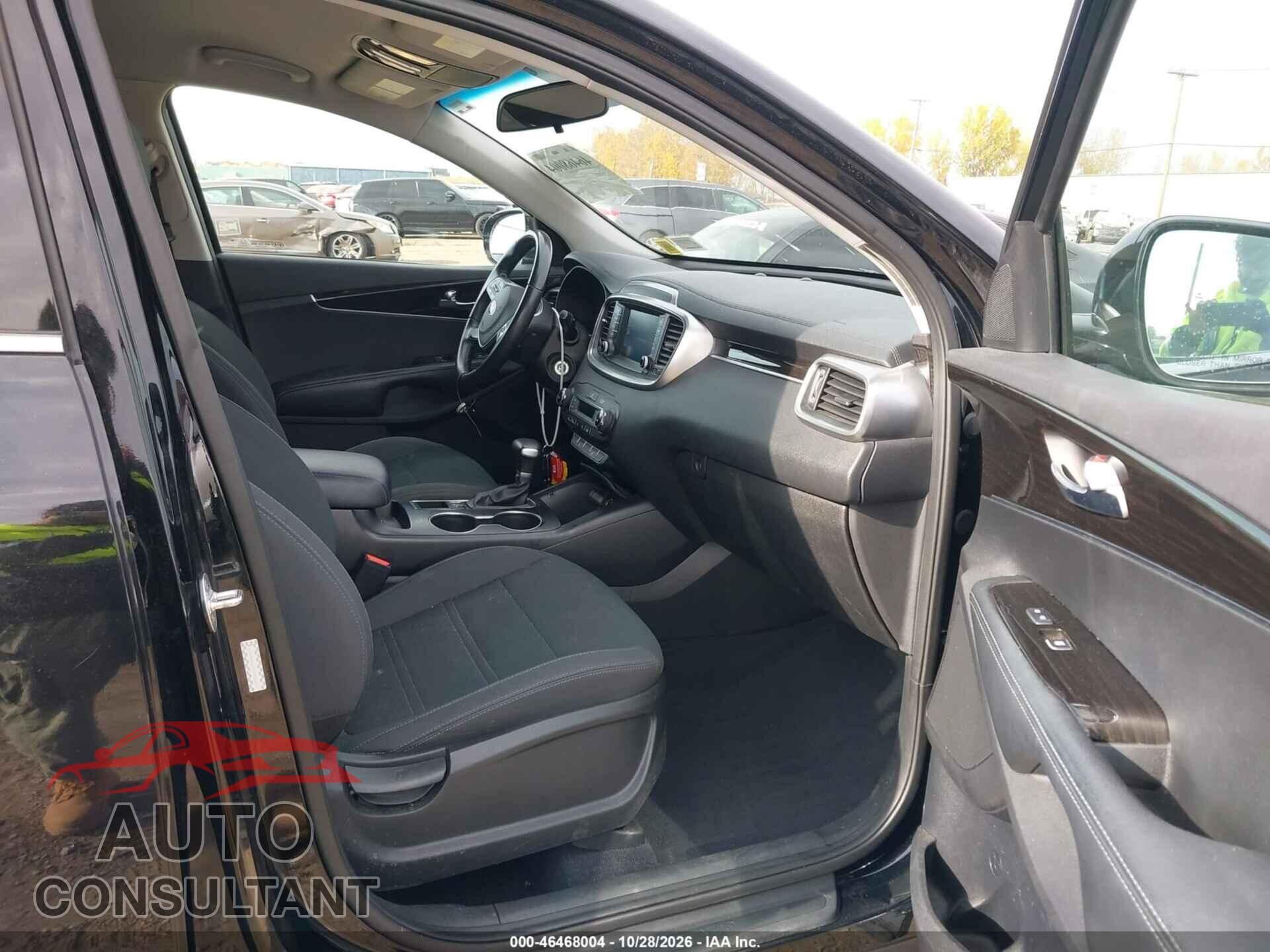 KIA SORENTO 2020 - 5XYPGDA37LG678317