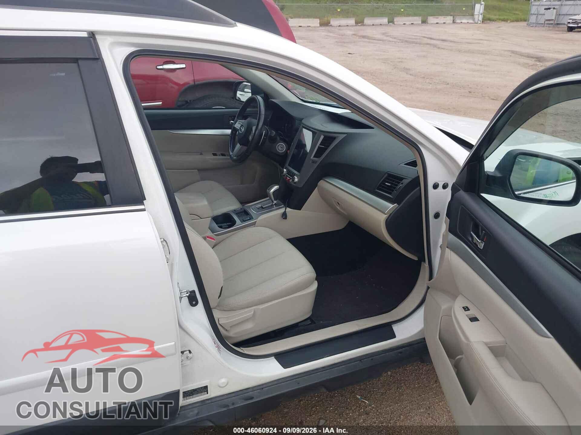SUBARU OUTBACK 2011 - 4S4BRBCC6B3328360