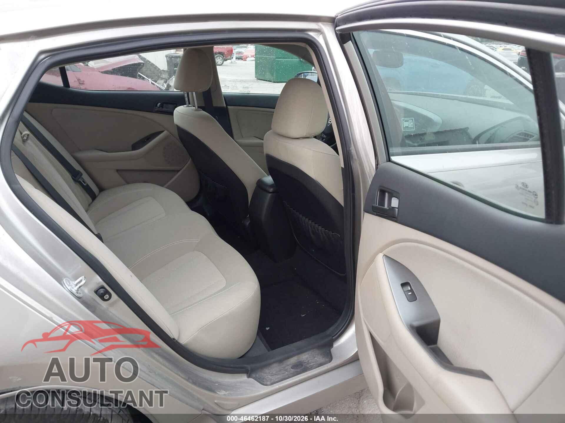 KIA OPTIMA 2011 - KNAGM4A73B5132047