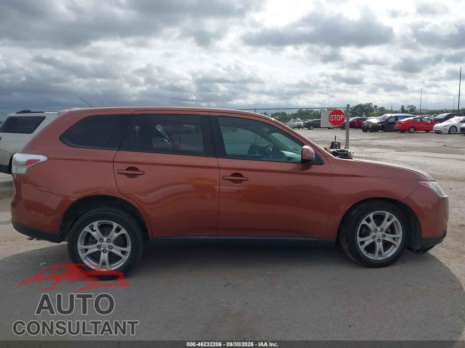 MITSUBISHI OUTLANDER 2014 - JA4AD3A36EZ020074