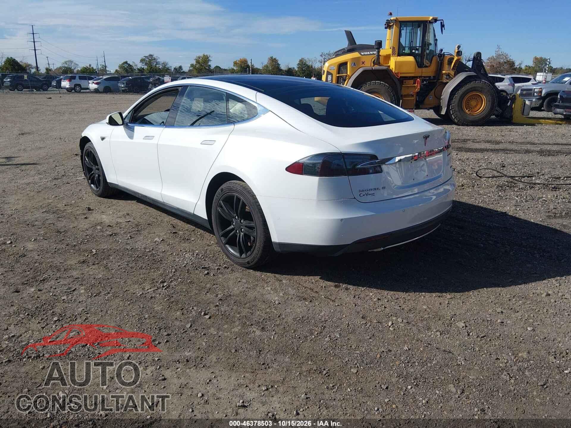 TESLA MODEL S 2015 - 5YJSA1S25FF087608