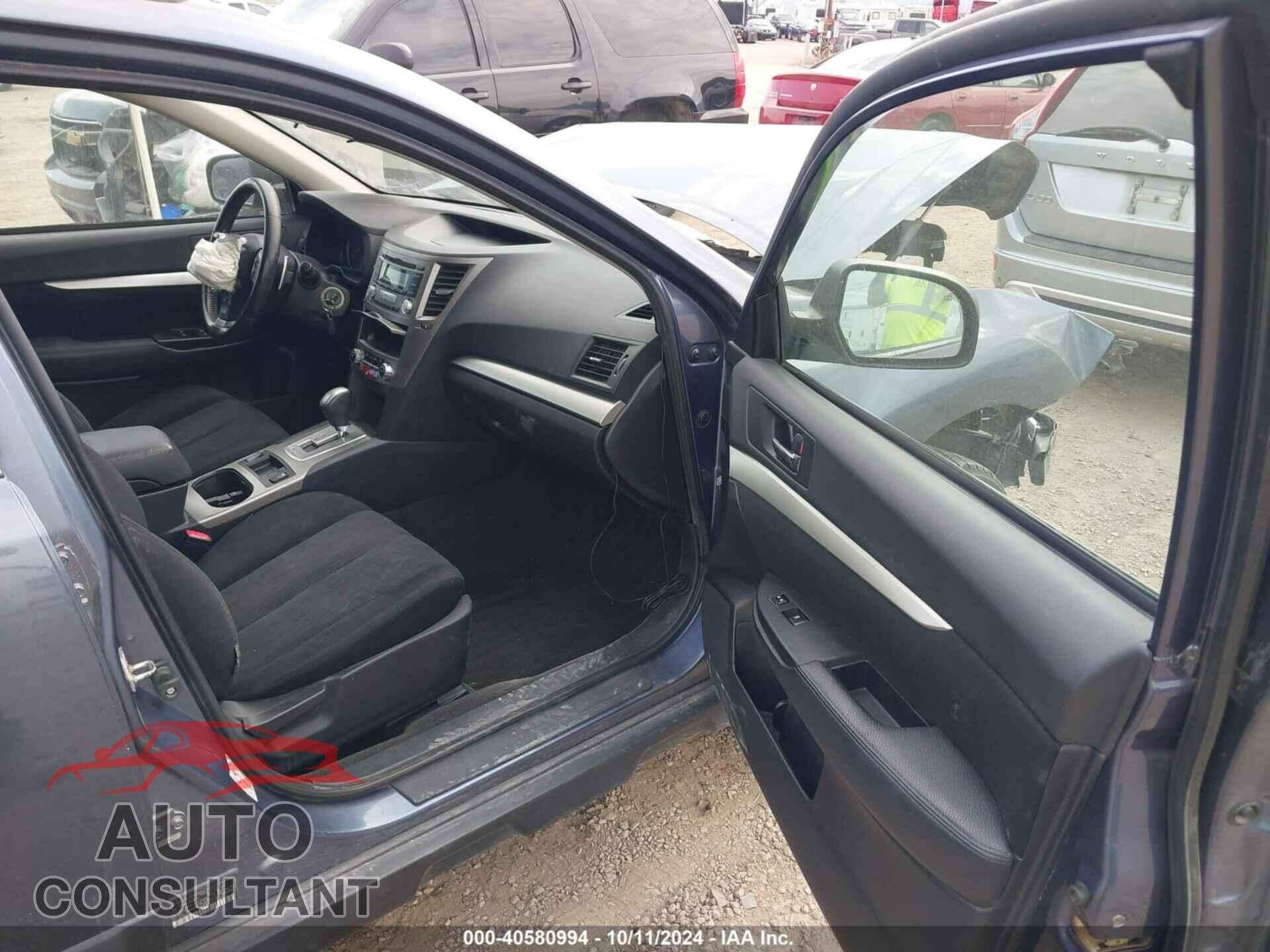 SUBARU OUTBACK 2013 - 4S4BRBCC1D3200773
