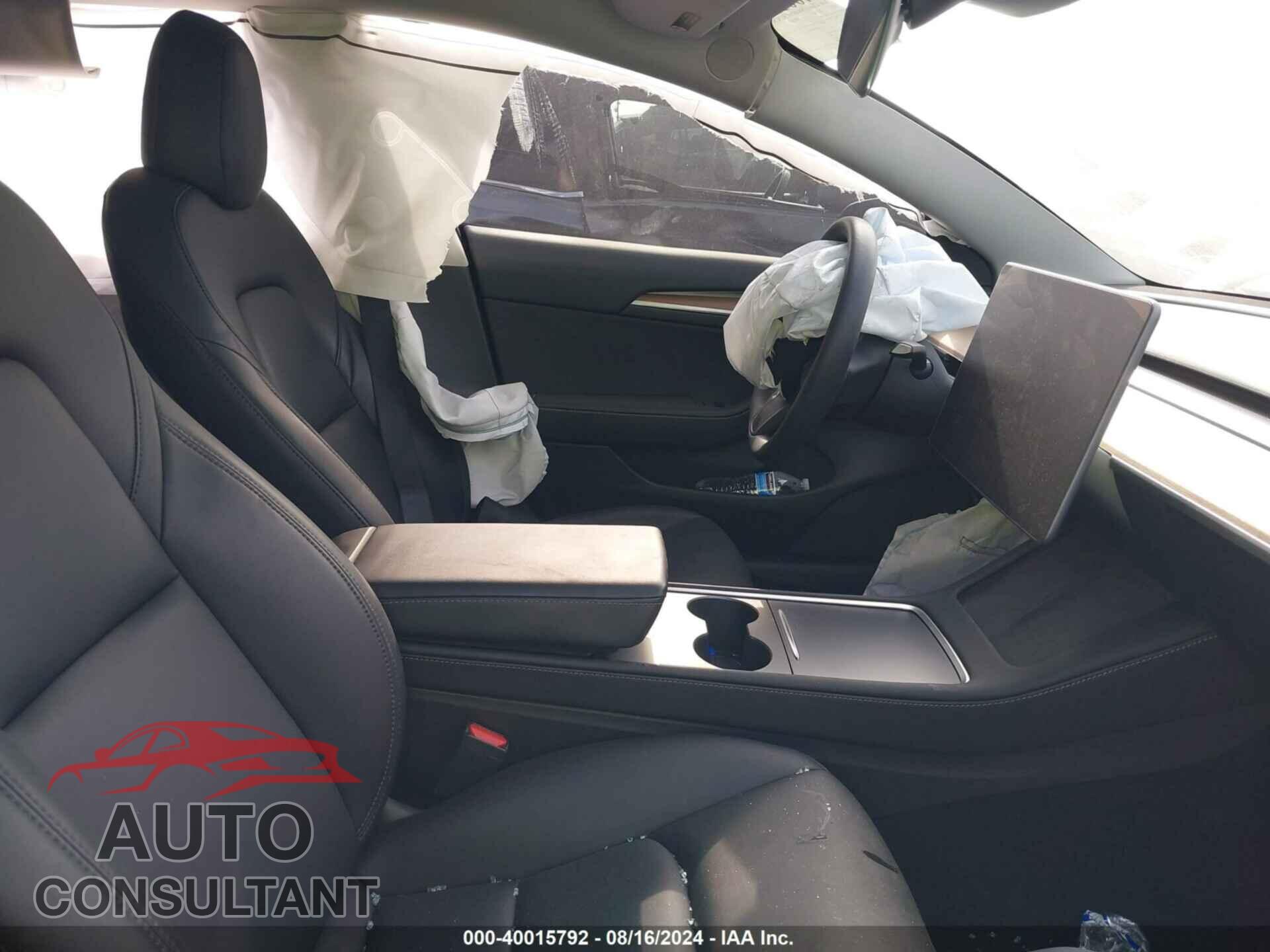 TESLA MODEL 3 2023 - 5YJ3E1EA3PF420868