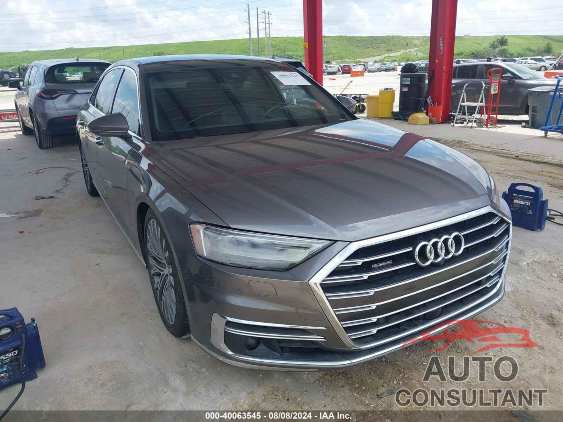 AUDI A8 L 2019 - WAU8DAF89KN004321