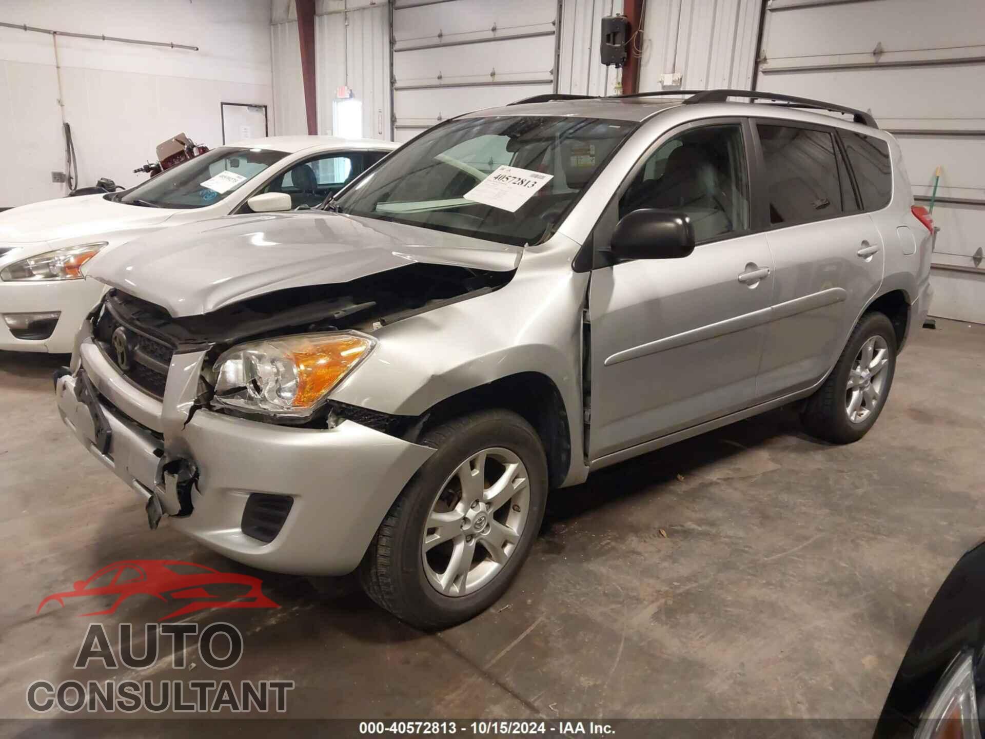 TOYOTA RAV4 2011 - 2T3BF4DV5BW096193