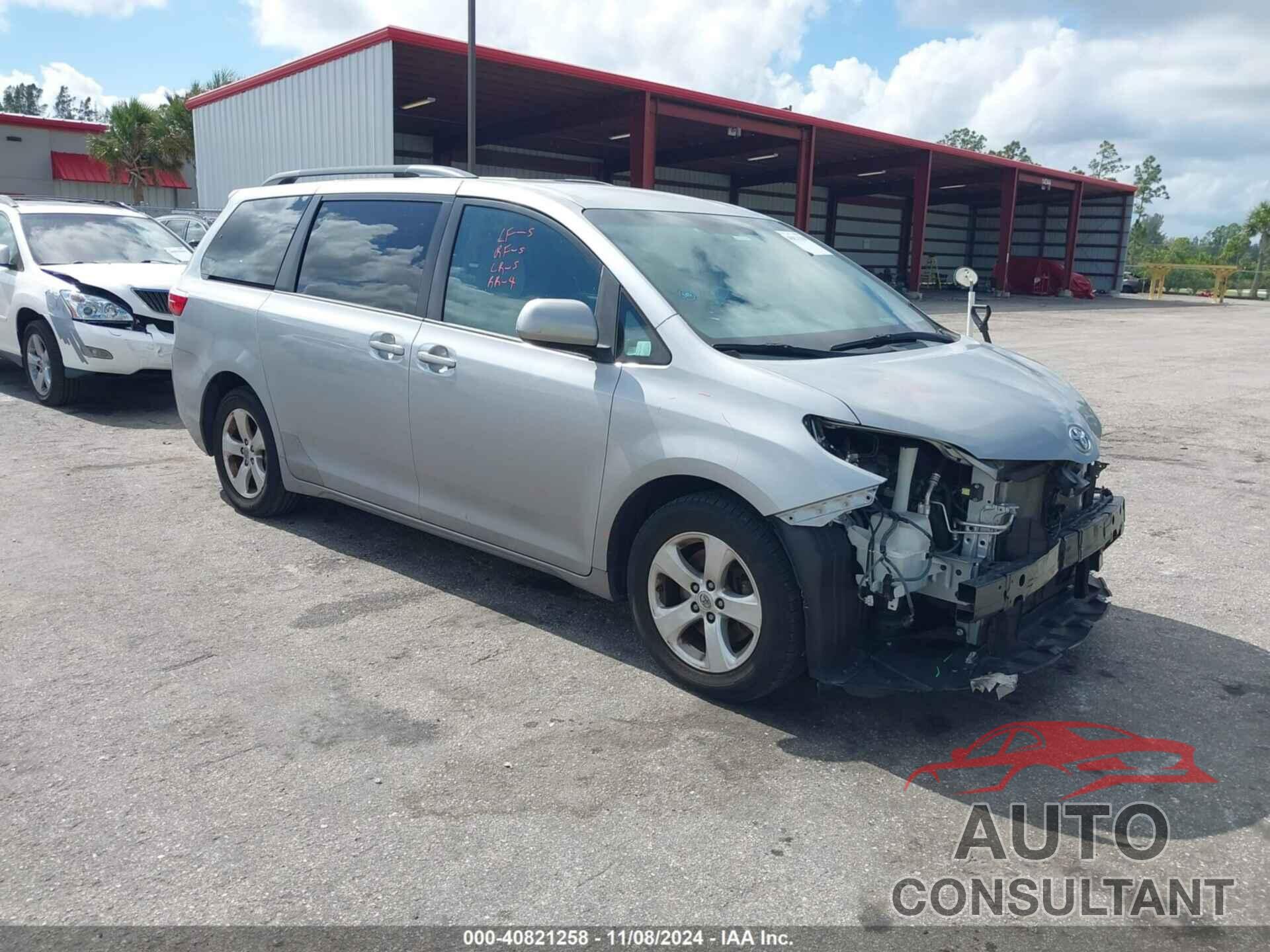 TOYOTA SIENNA 2016 - 5TDKK3DC0GS695256