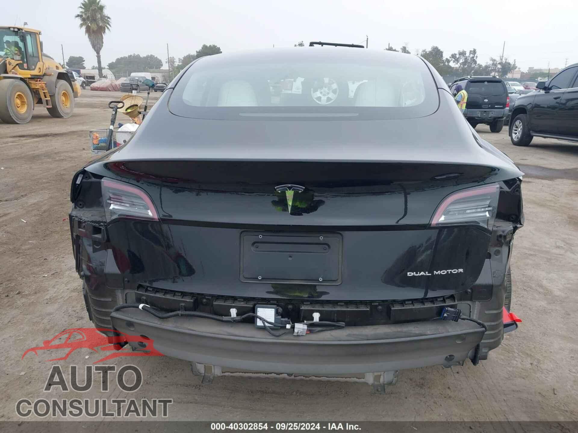 TESLA MODEL 3 2023 - 5YJ3E1EB2PF389895