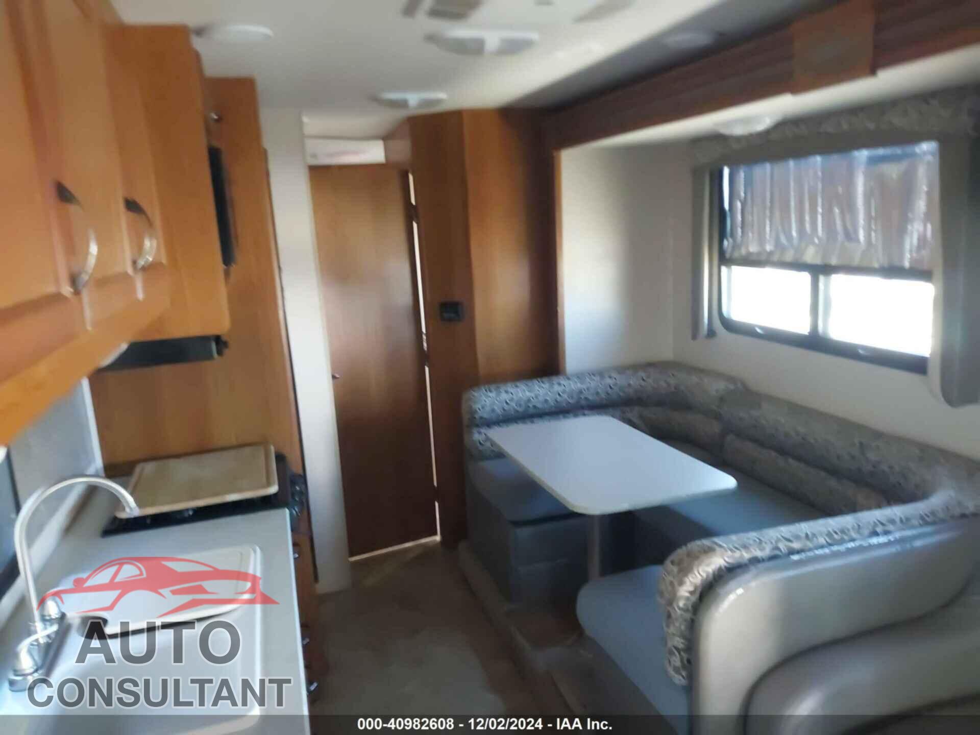 FORD E-450 CUTAWAY 2015 - 1FDXE4FS7FDA33879