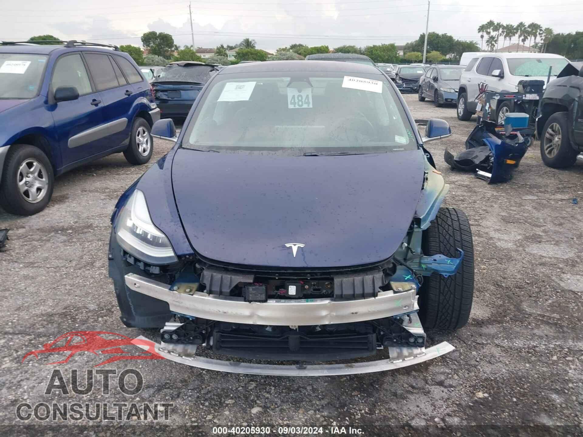 TESLA MODEL 3 2018 - 5YJ3E1EA7JF043405