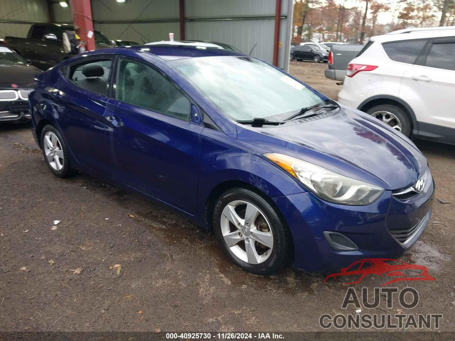 HYUNDAI ELANTRA 2013 - 5NPDH4AE4DH356682