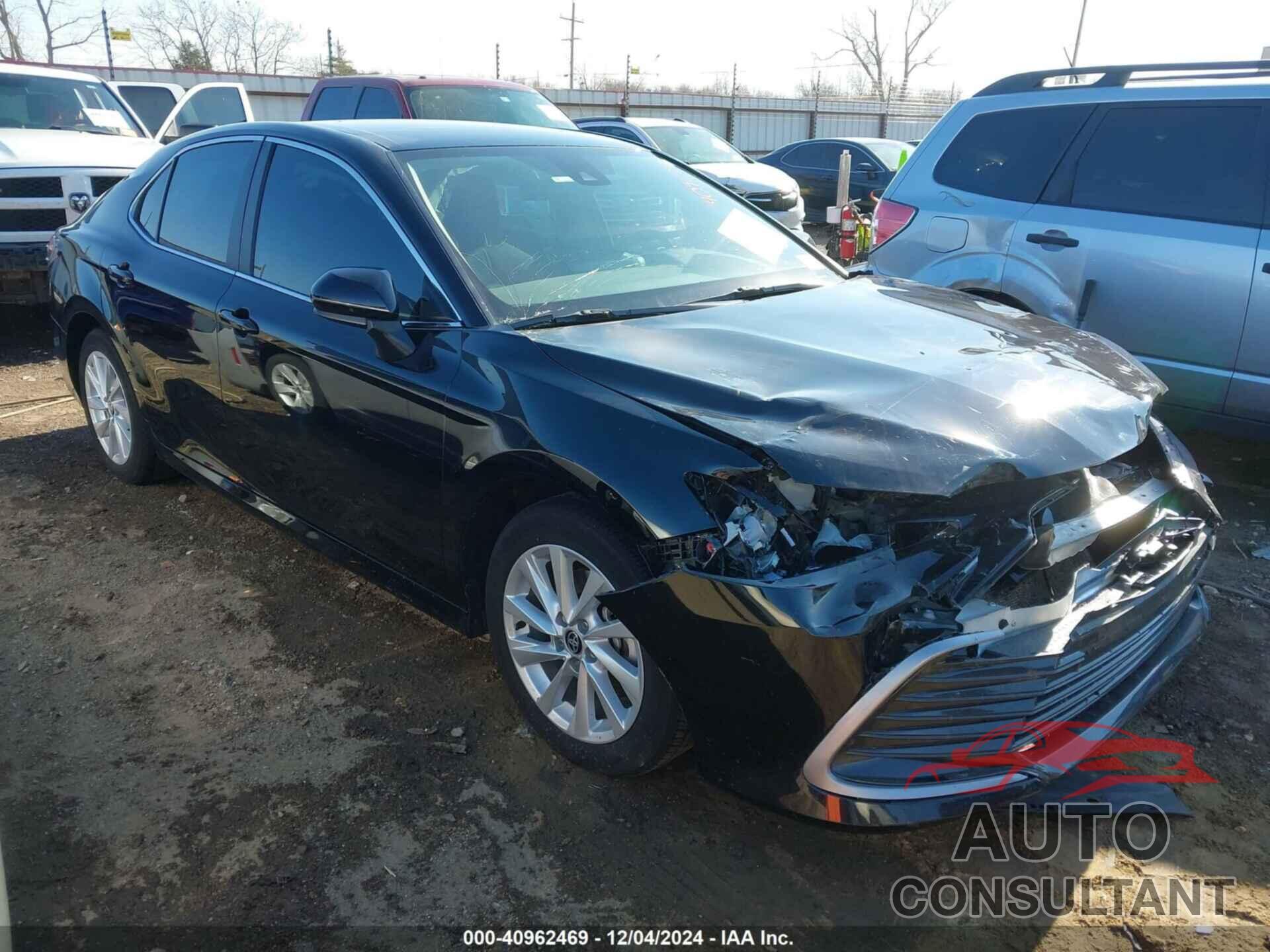 TOYOTA CAMRY 2024 - 4T1C11AK3RU861657