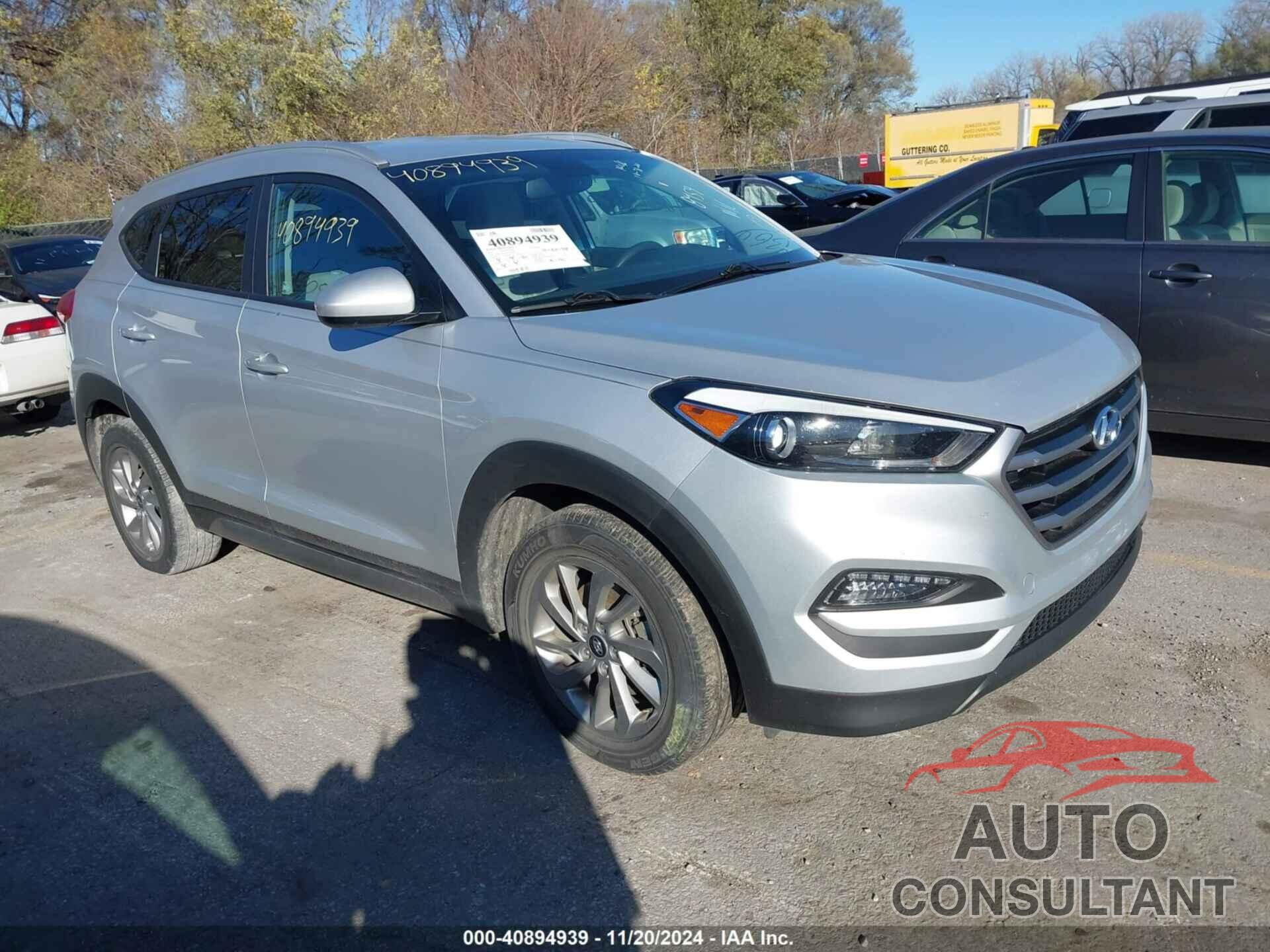 HYUNDAI TUCSON 2017 - KM8J33A41HU328459