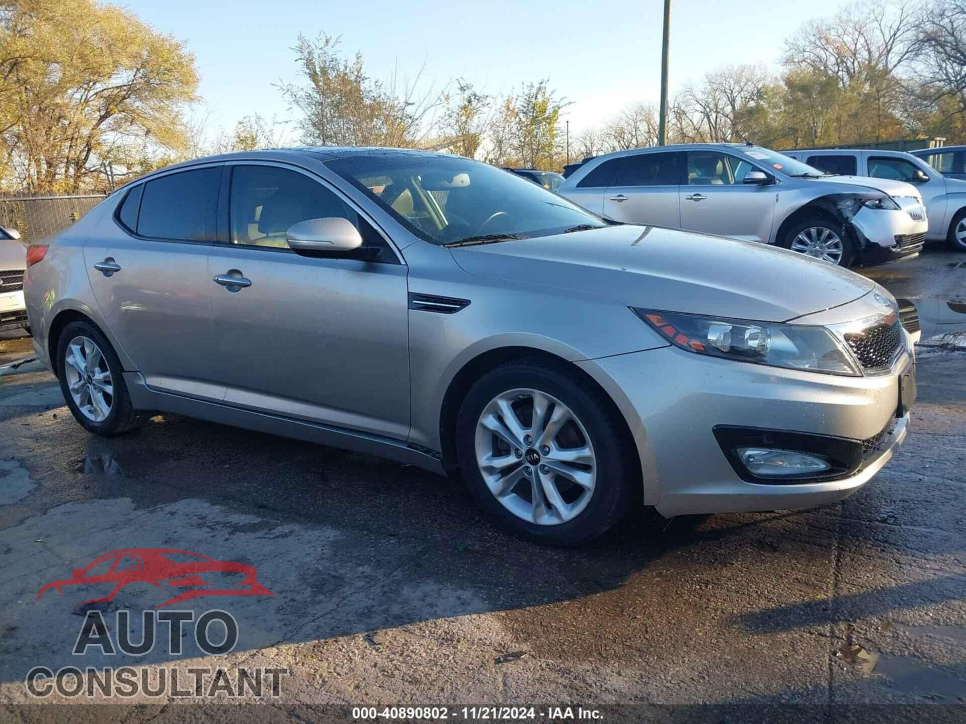 KIA OPTIMA 2011 - KNAGN4A79B5083367