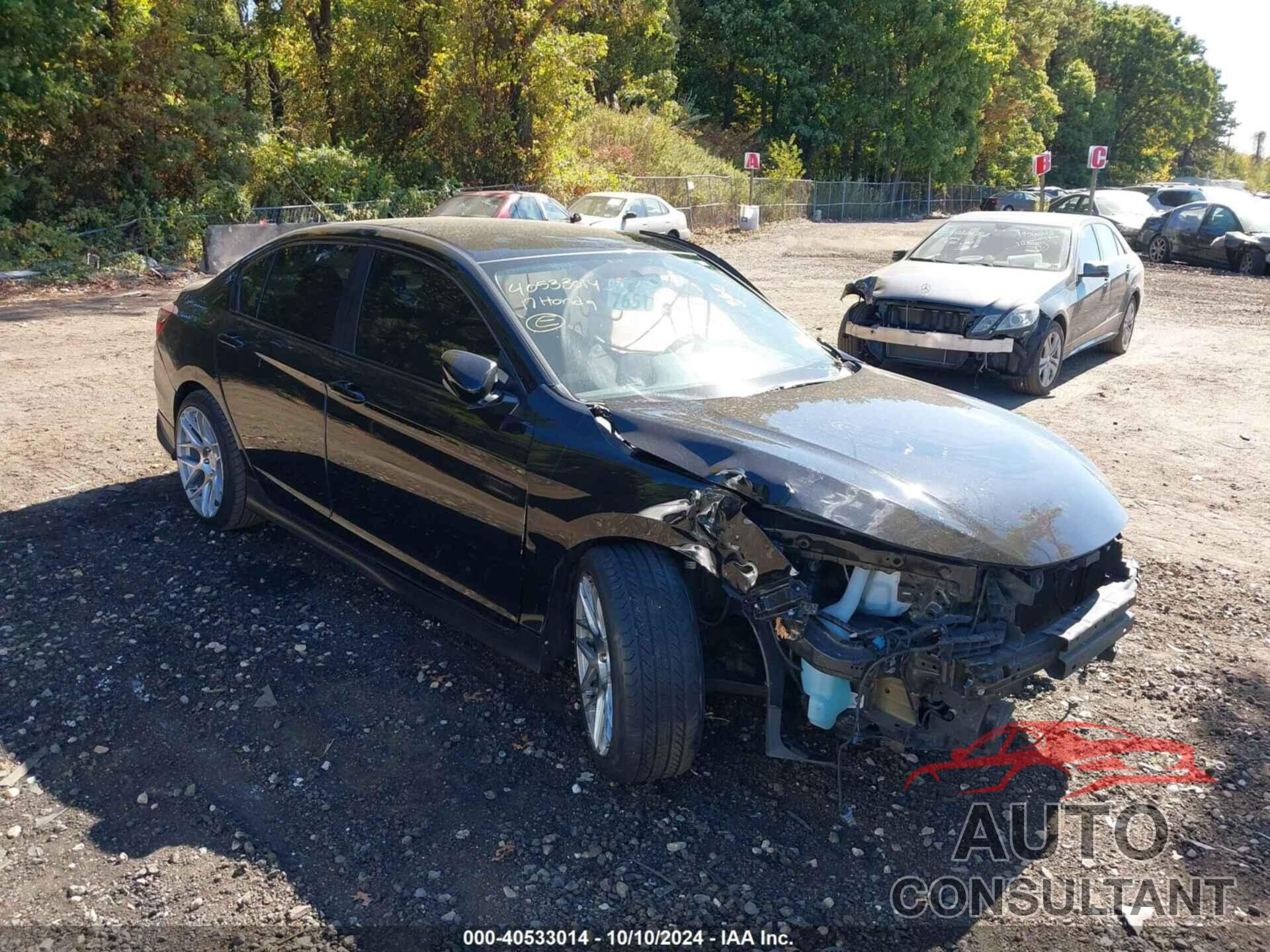 HONDA ACCORD 2017 - 1HGCR2F38HA026580