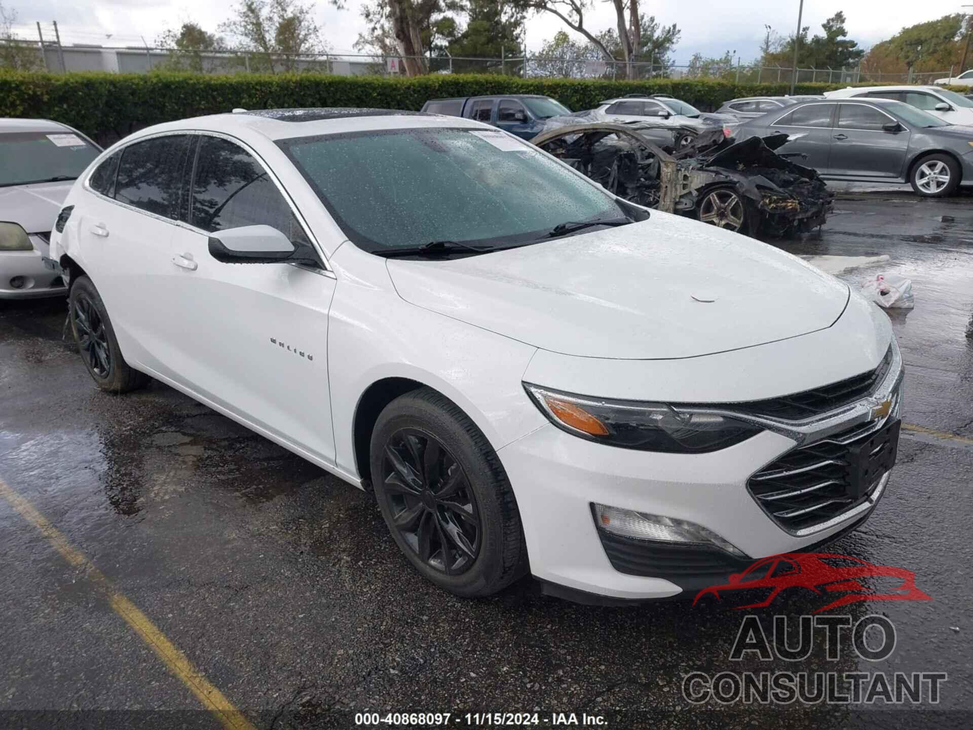 CHEVROLET MALIBU 2021 - 1G1ZD5ST6MF046508