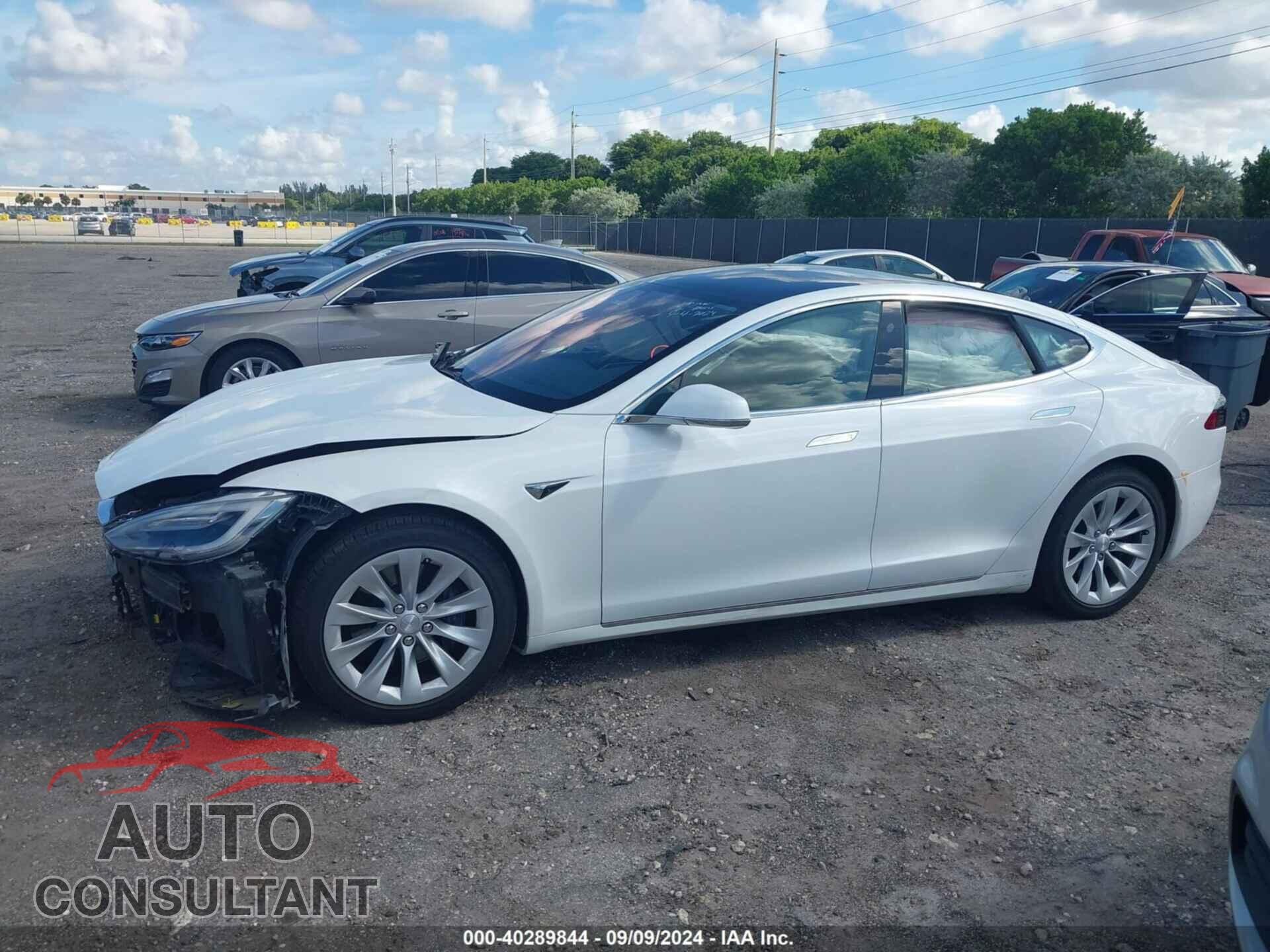TESLA MODEL S 2017 - 5YJSA1E10HF198878