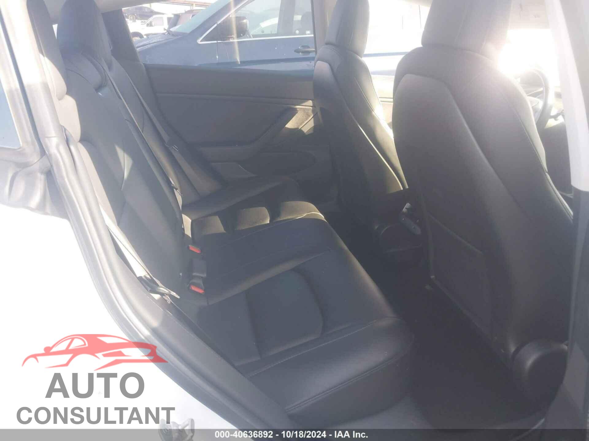 TESLA MODEL 3 2018 - 5YJ3E1EA8JF062450