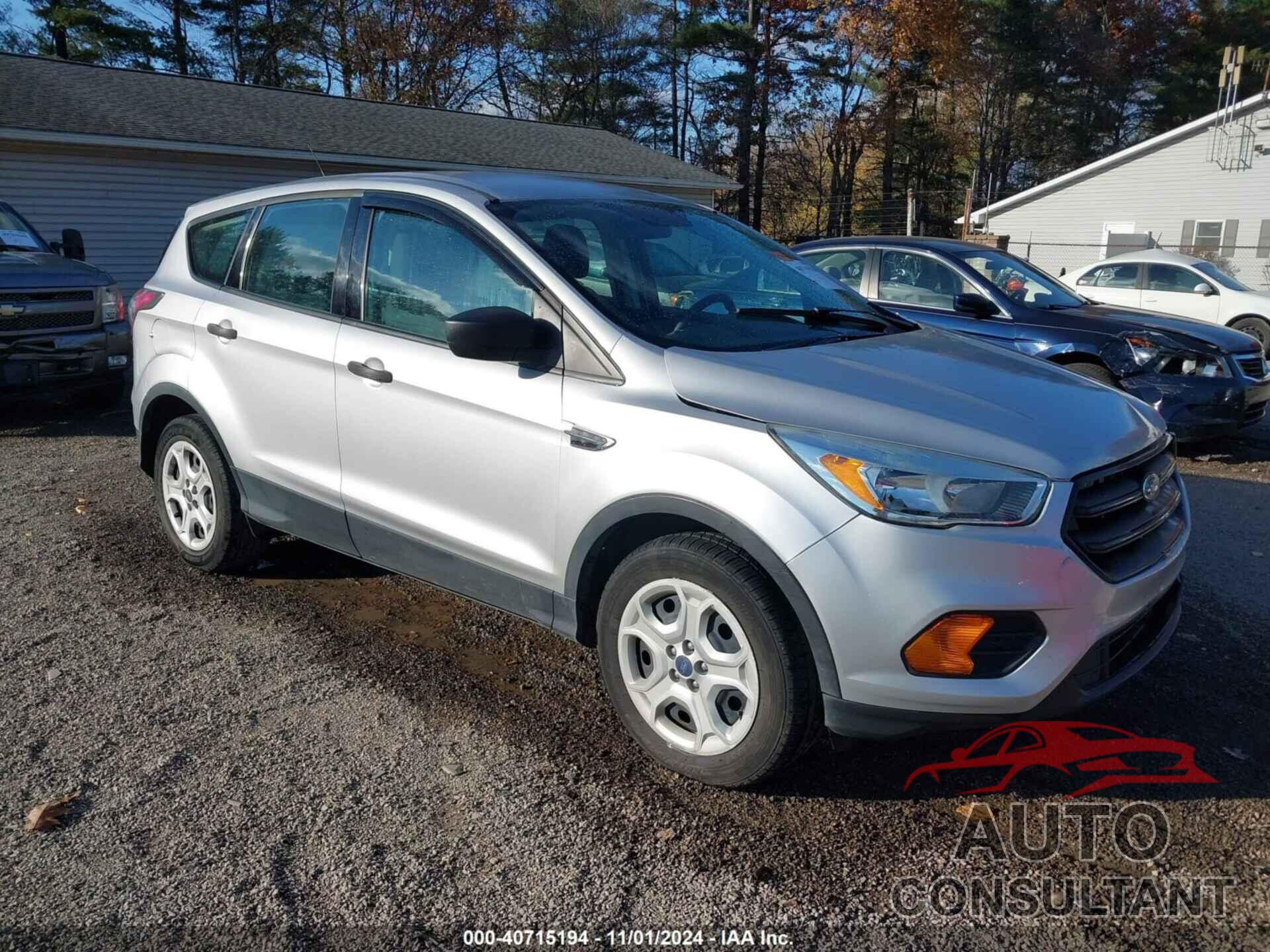 FORD ESCAPE 2017 - 1FMCU0F71HUA11126