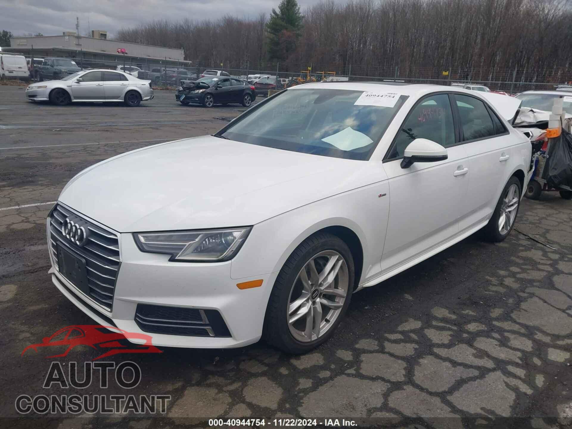 AUDI A4 2017 - WAUDNAF46HN054675