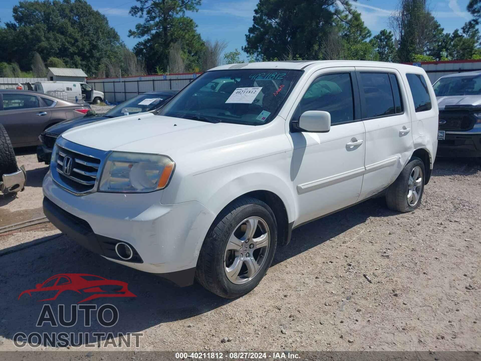 HONDA PILOT 2015 - 5FNYF3H50FB019435