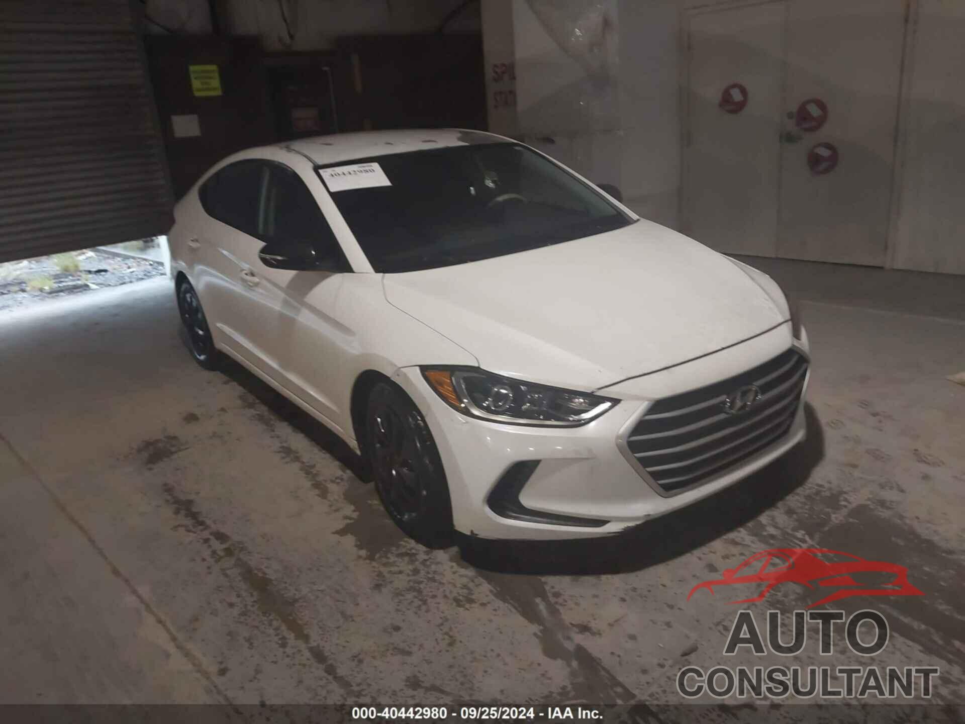 HYUNDAI ELANTRA 2018 - 5NPD74LF5JH294715