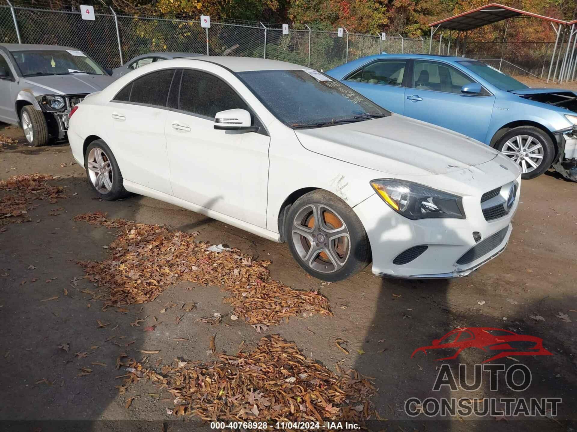 MERCEDES-BENZ CLA 250 2017 - WDDSJ4GB0HN404831
