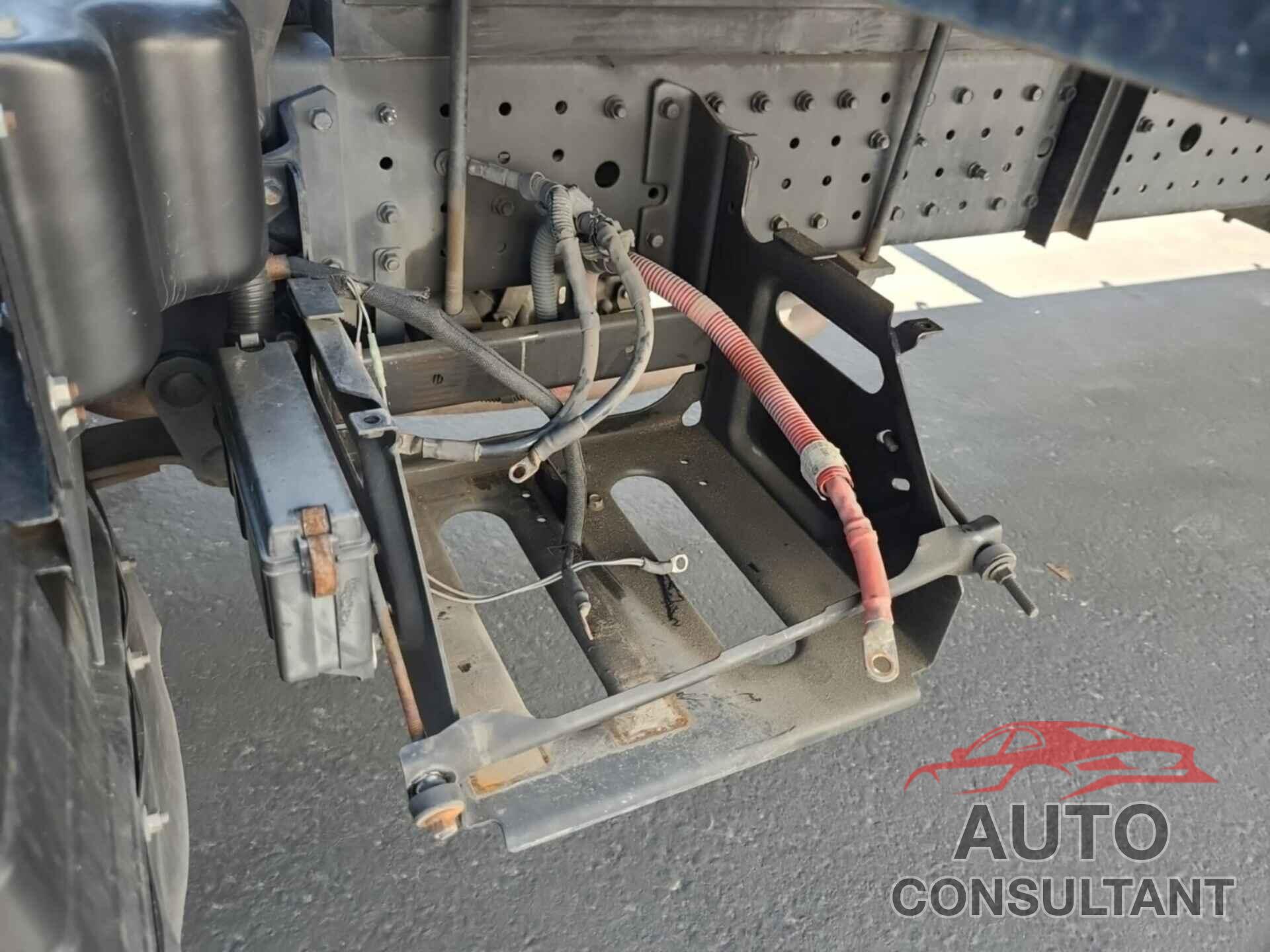 MITSUBISHI FEC7TS 2020 - 4UZBVK114LGLS9434