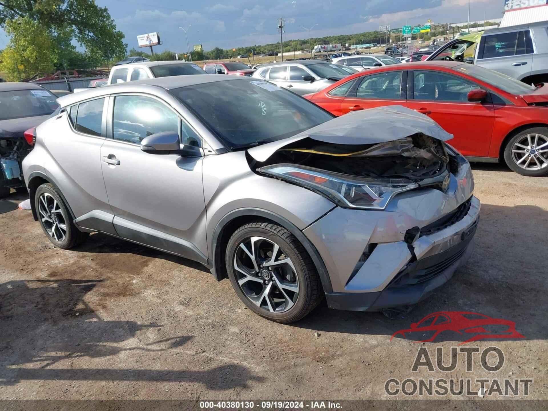 TOYOTA C-HR 2018 - NMTKHMBX1JR044458