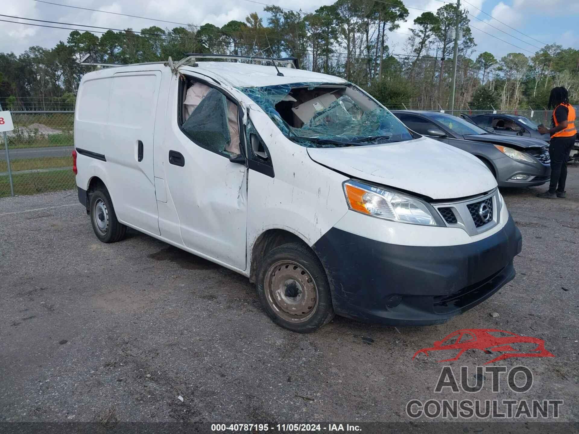 NISSAN NV200 2017 - 3N6CM0KN1HK714652