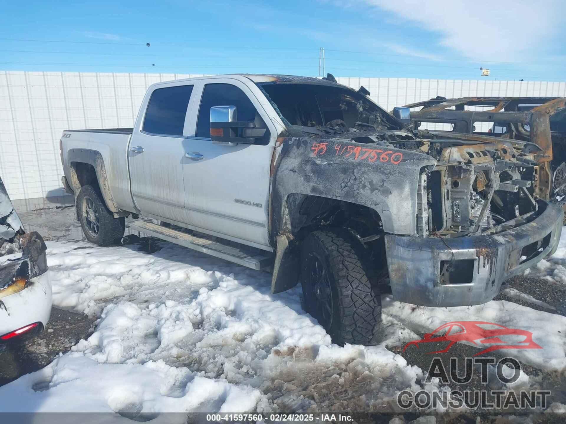 CHEVROLET SILVERADO 2500HD 2018 - 1GC1KWEY8JF277378