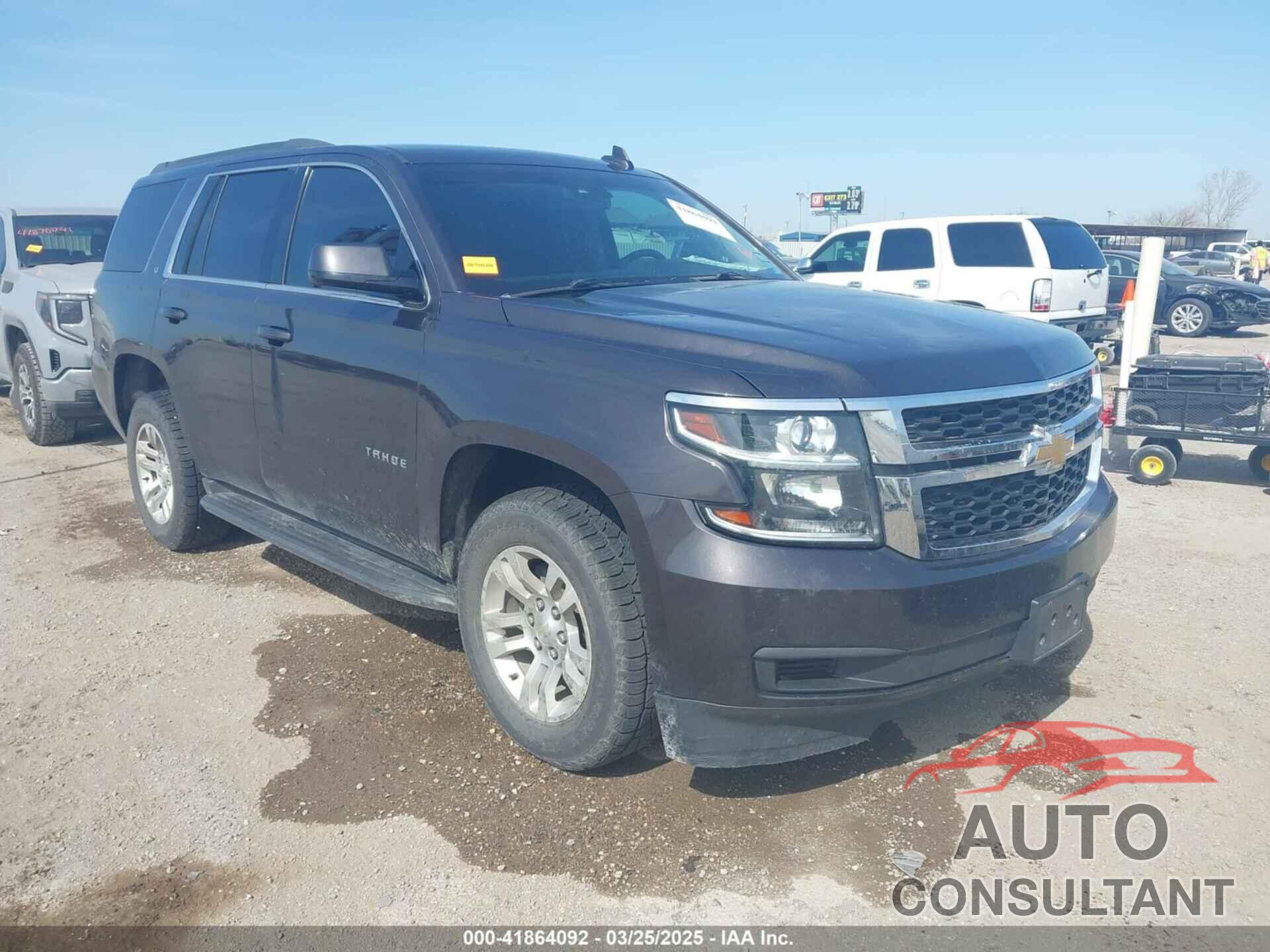 CHEVROLET TAHOE 2017 - 1GNSKBKC1HR200633