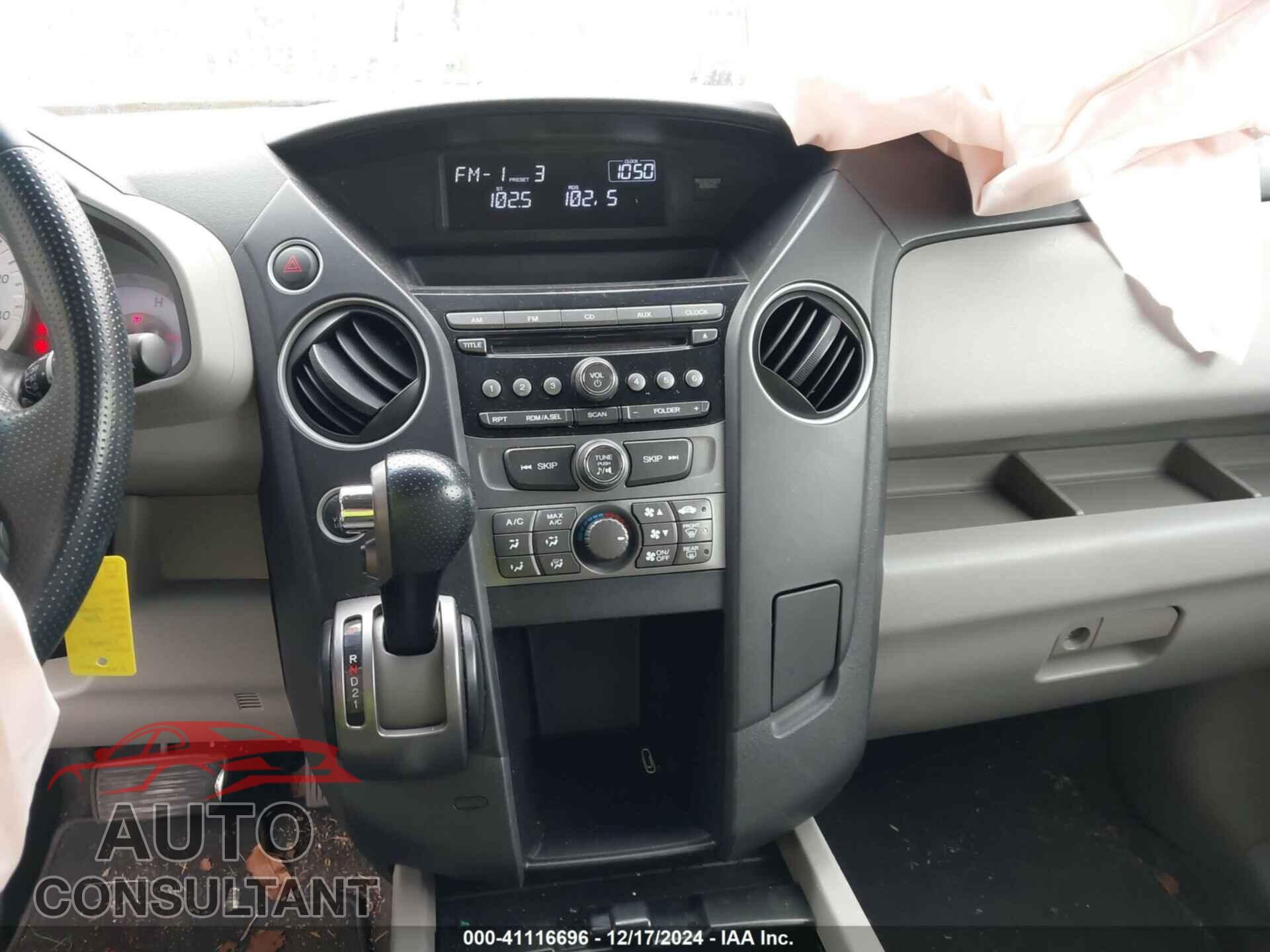 HONDA PILOT 2012 - 5FNYF4H21CB007110