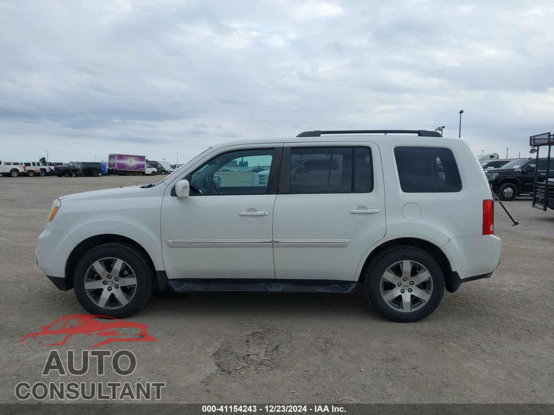 HONDA PILOT 2015 - 5FNYF4H91FB014110