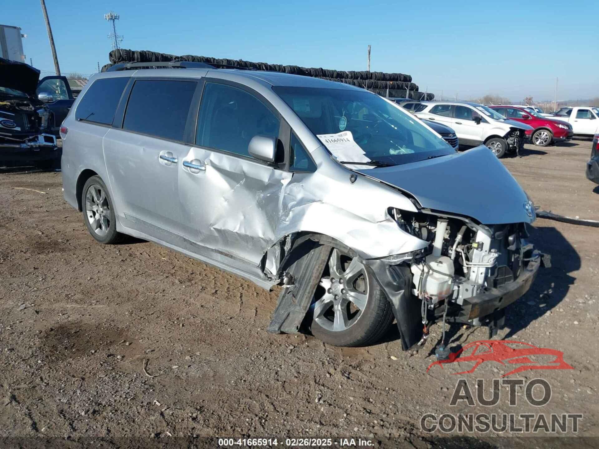 TOYOTA SIENNA 2014 - 5TDXK3DC3ES471496
