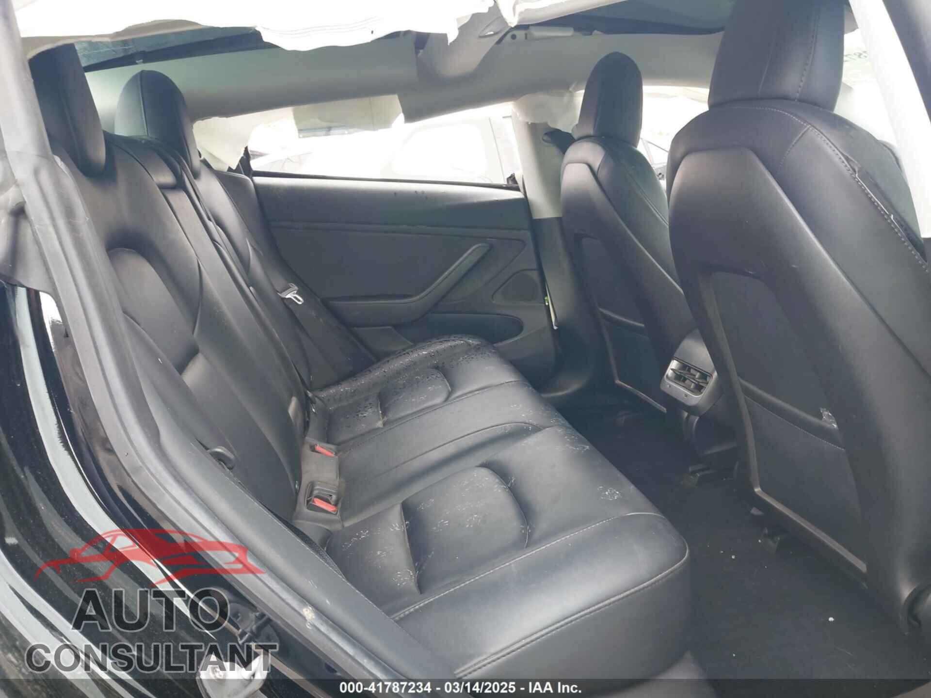 TESLA MODEL 3 2019 - 5YJ3E1EA1KF426824