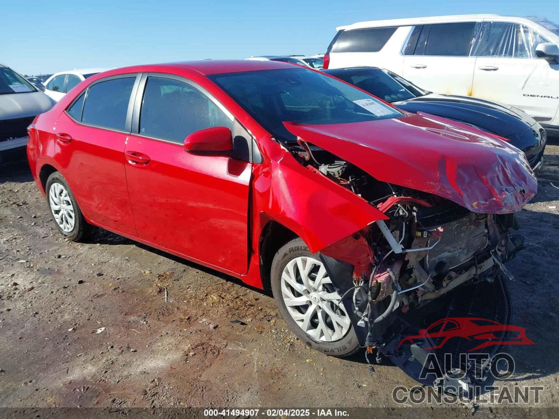 TOYOTA COROLLA 2018 - 5YFBURHE3JP748153