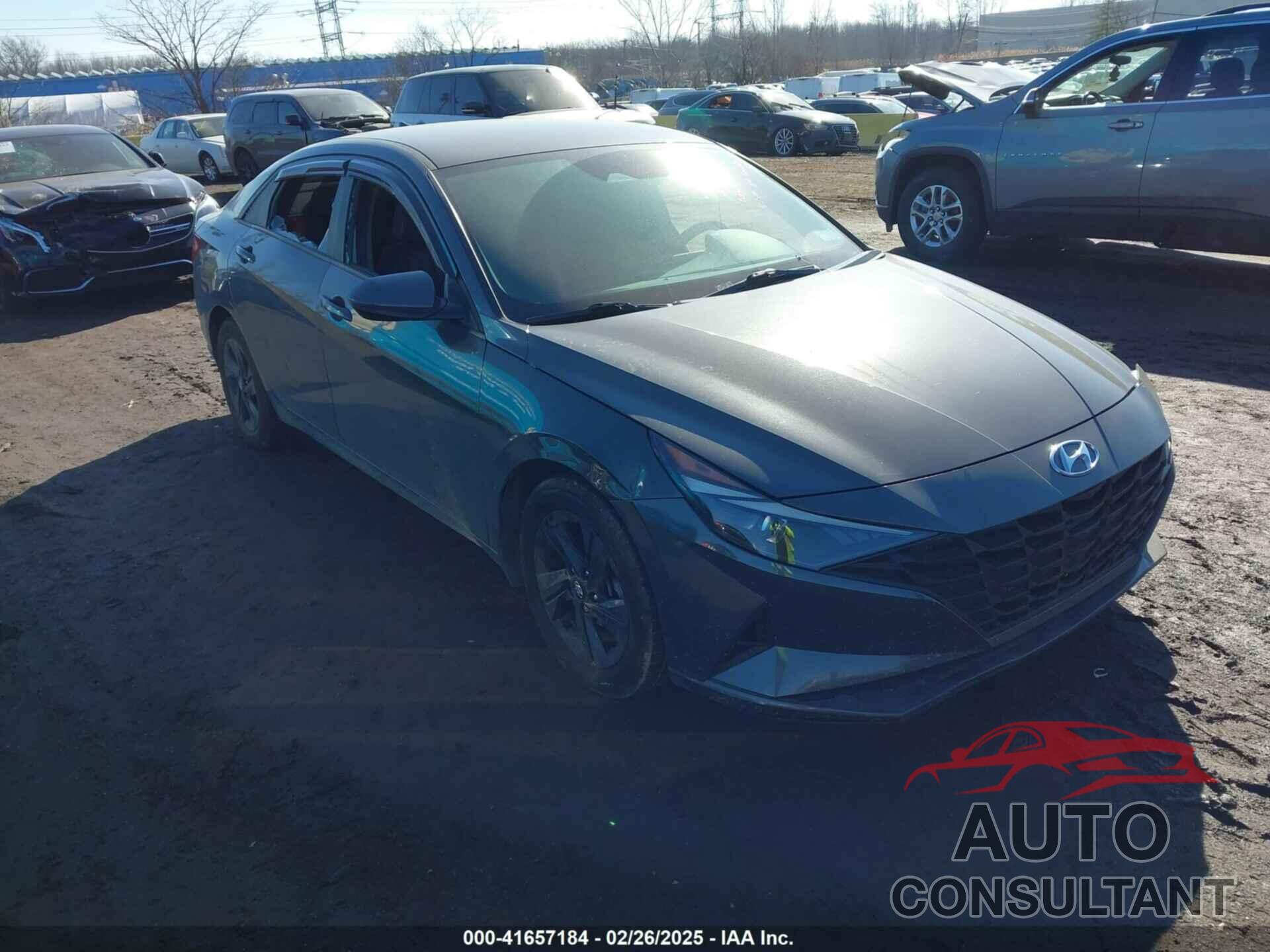 HYUNDAI ELANTRA 2023 - KMHLM4AG7PU568751