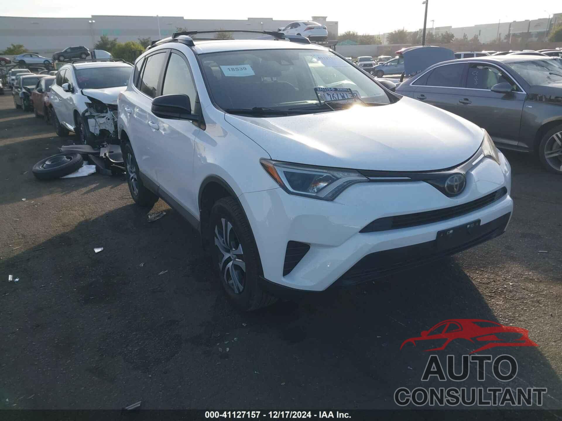 TOYOTA RAV4 2018 - JTMZFREVXJJ196751