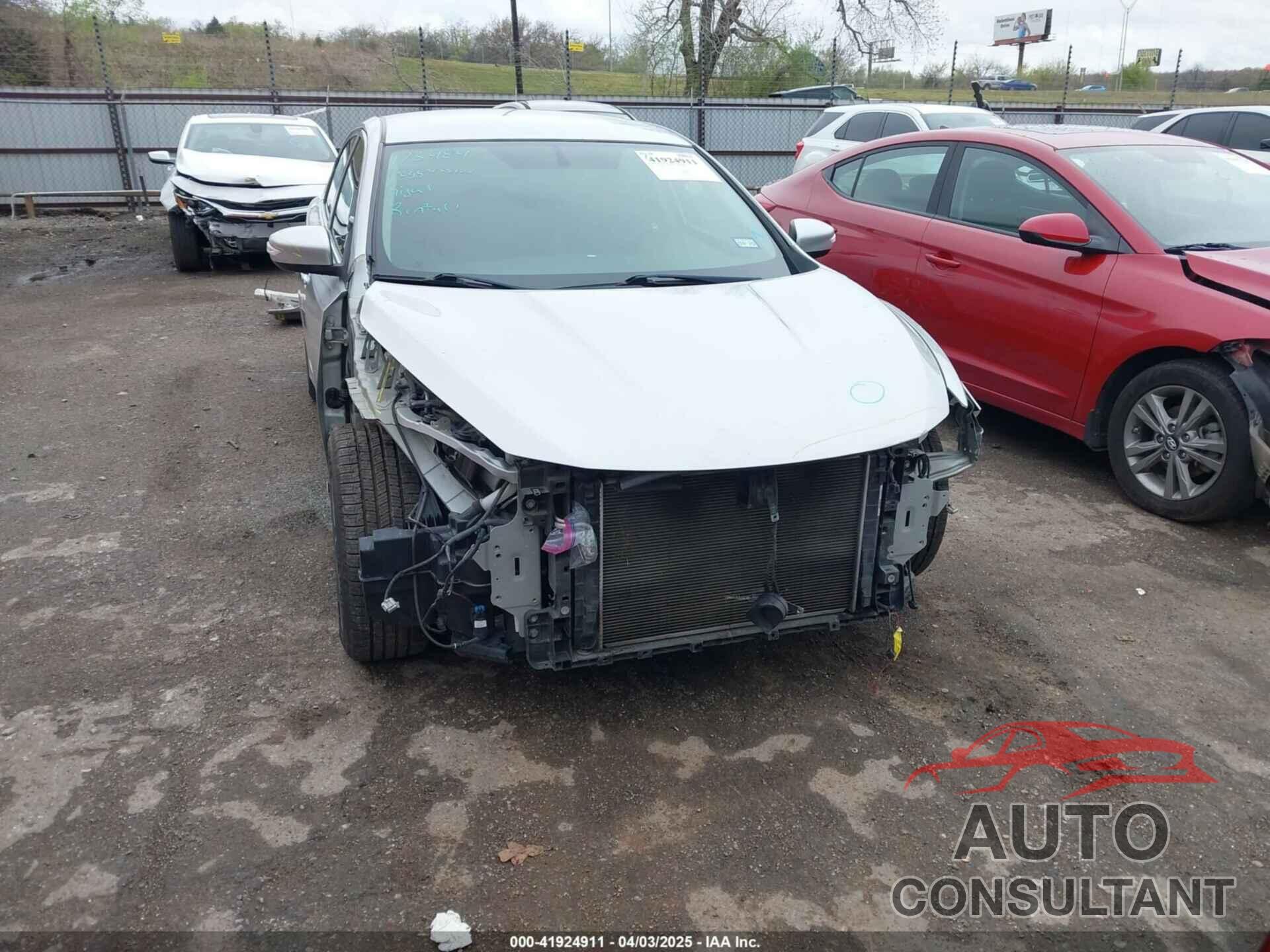 NISSAN ALTIMA 2018 - 1N4AL3AP6JC172662