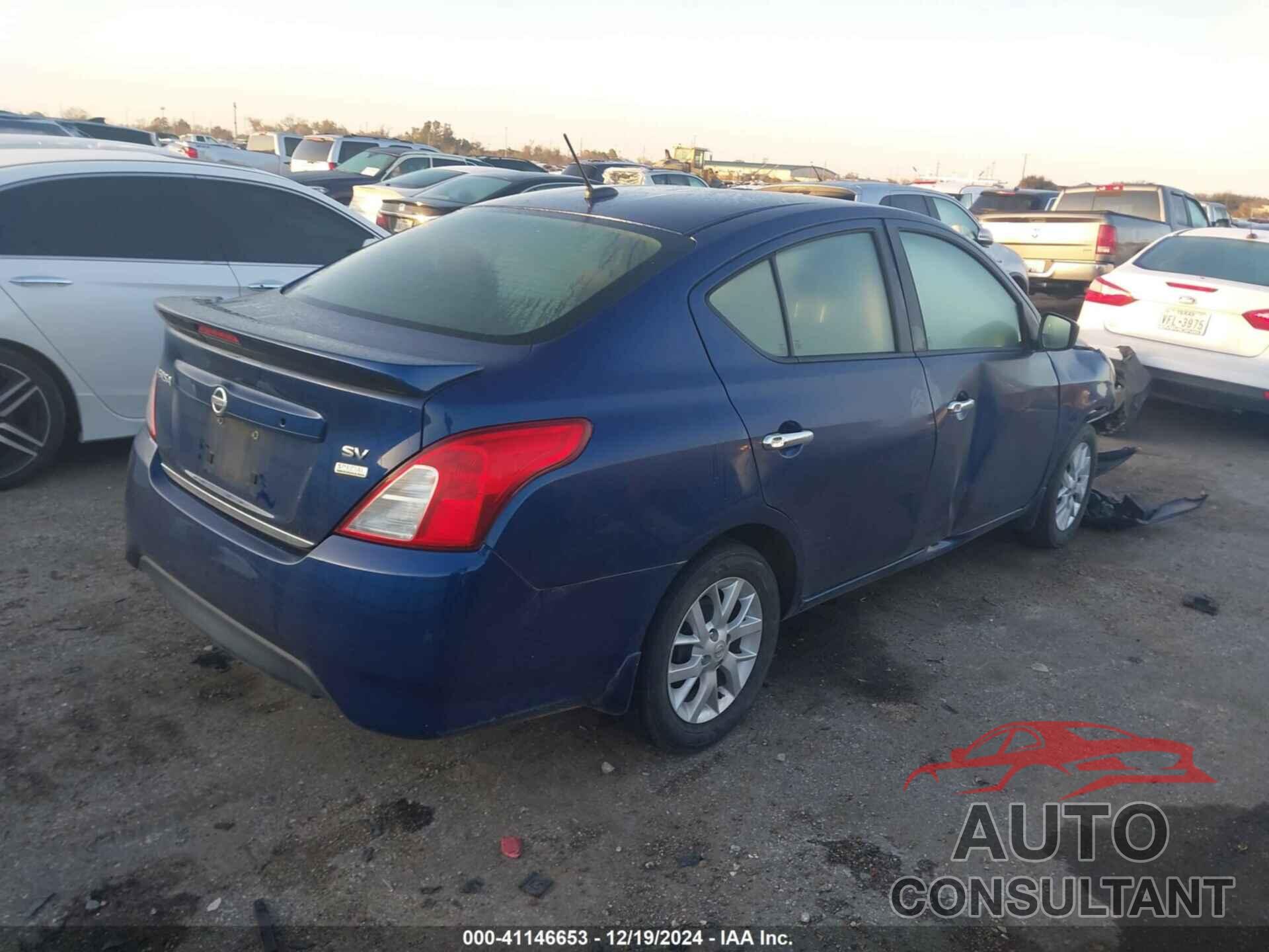 NISSAN VERSA 2018 - 3N1CN7APXJL841933