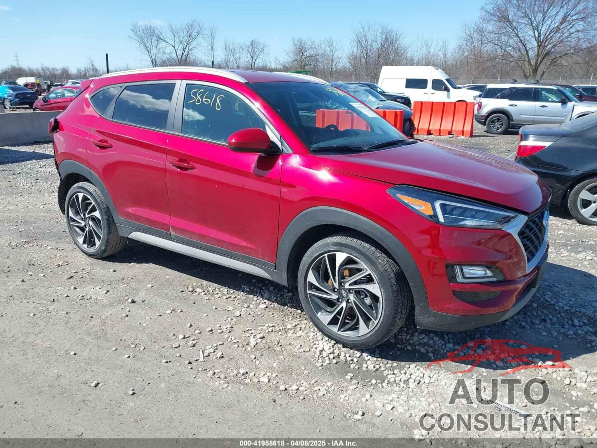 HYUNDAI TUCSON 2021 - KM8J3CAL5MU378606