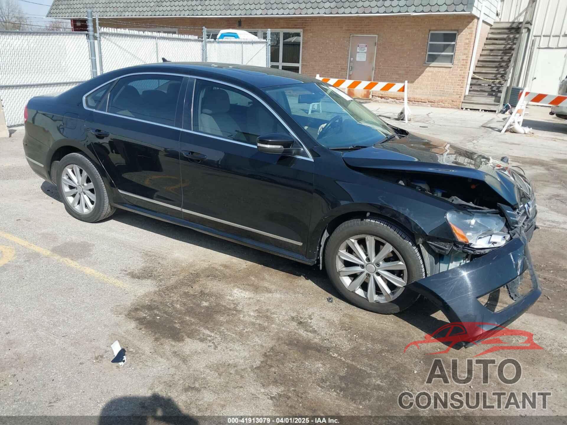 VOLKSWAGEN PASSAT 2012 - 1VWCH7A32CC108742