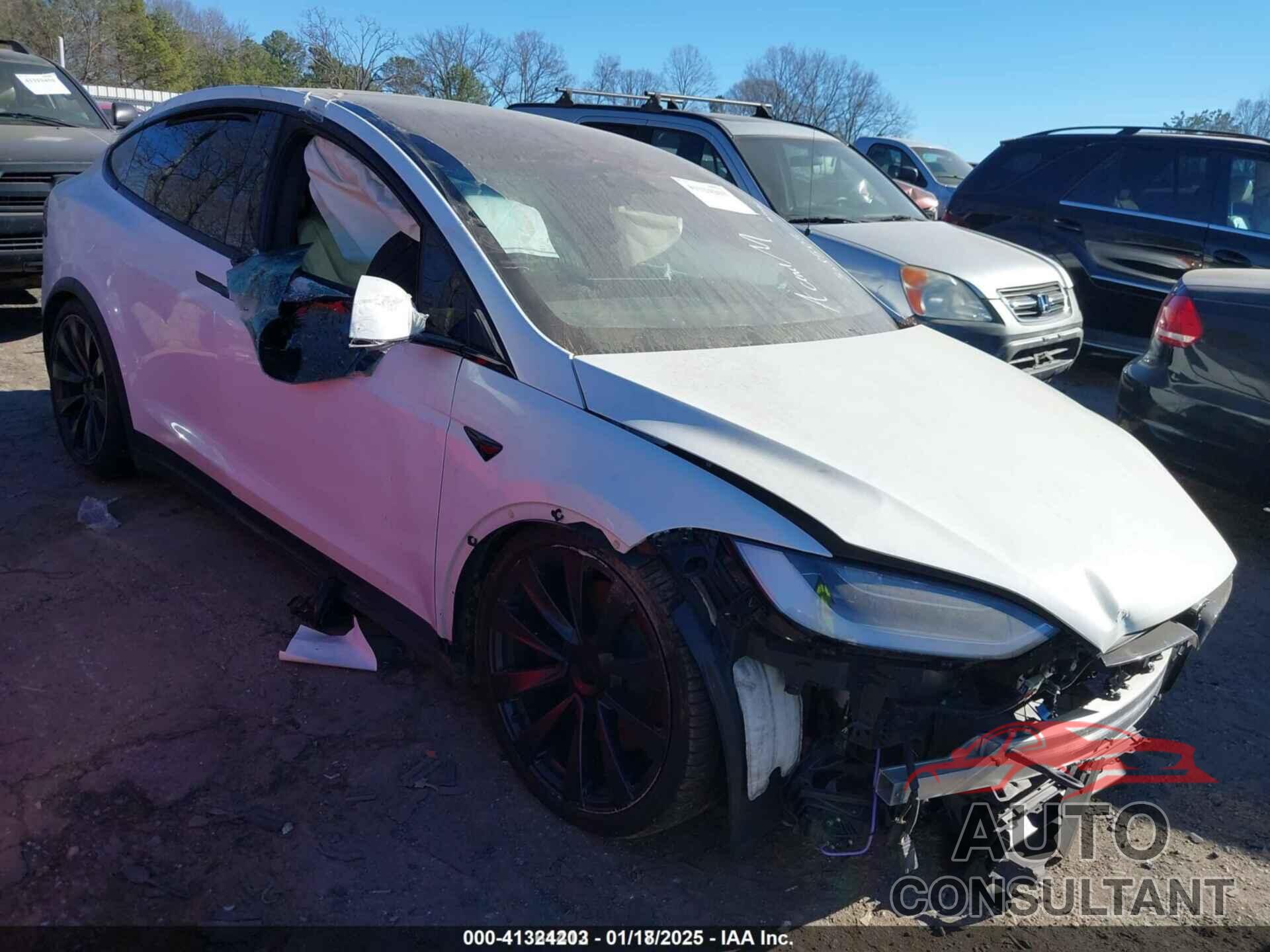 TESLA MODEL X 2023 - 7SAXCBE59PF368505