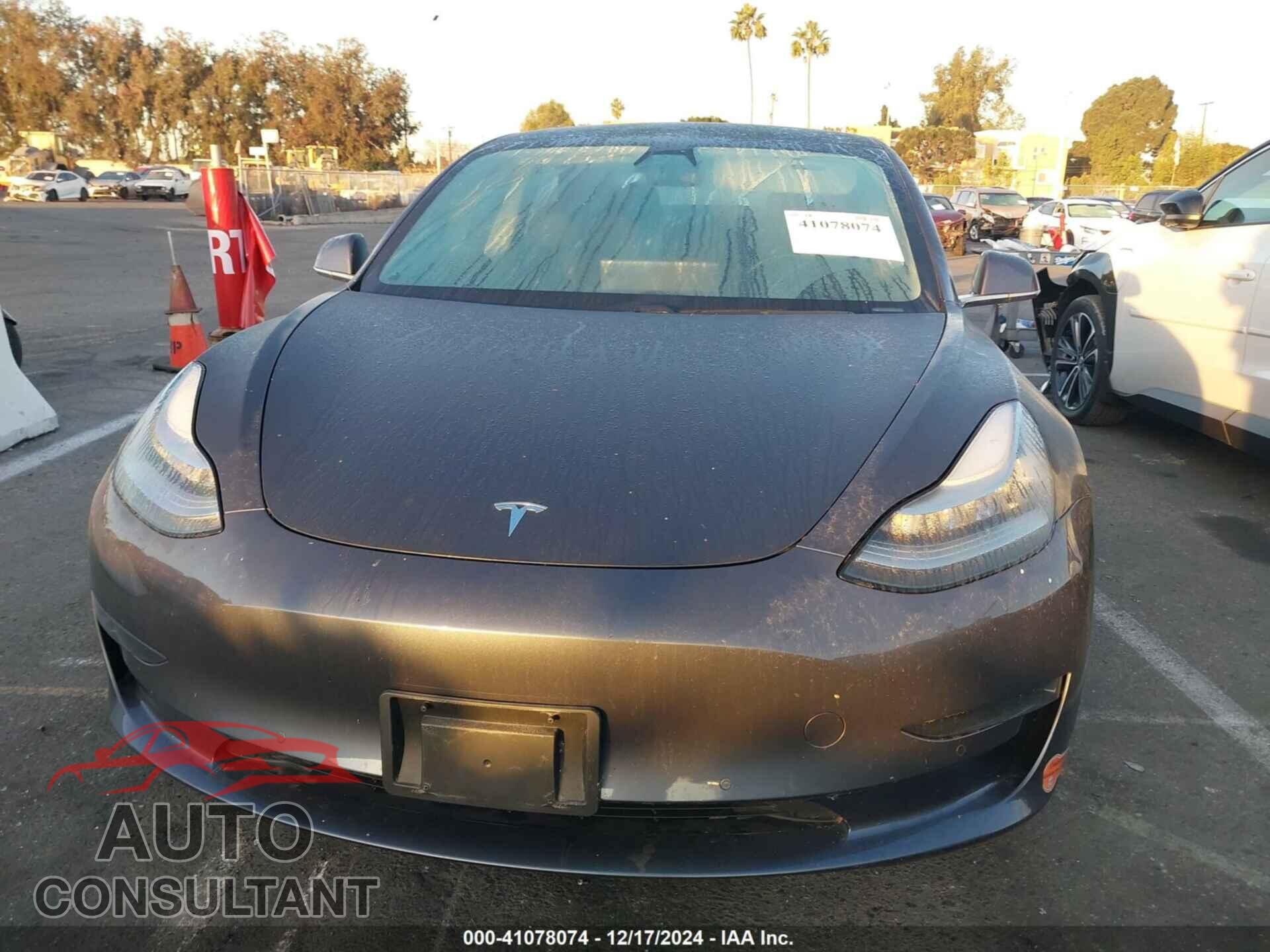 TESLA MODEL 3 2020 - 5YJ3E1EA4LF643897