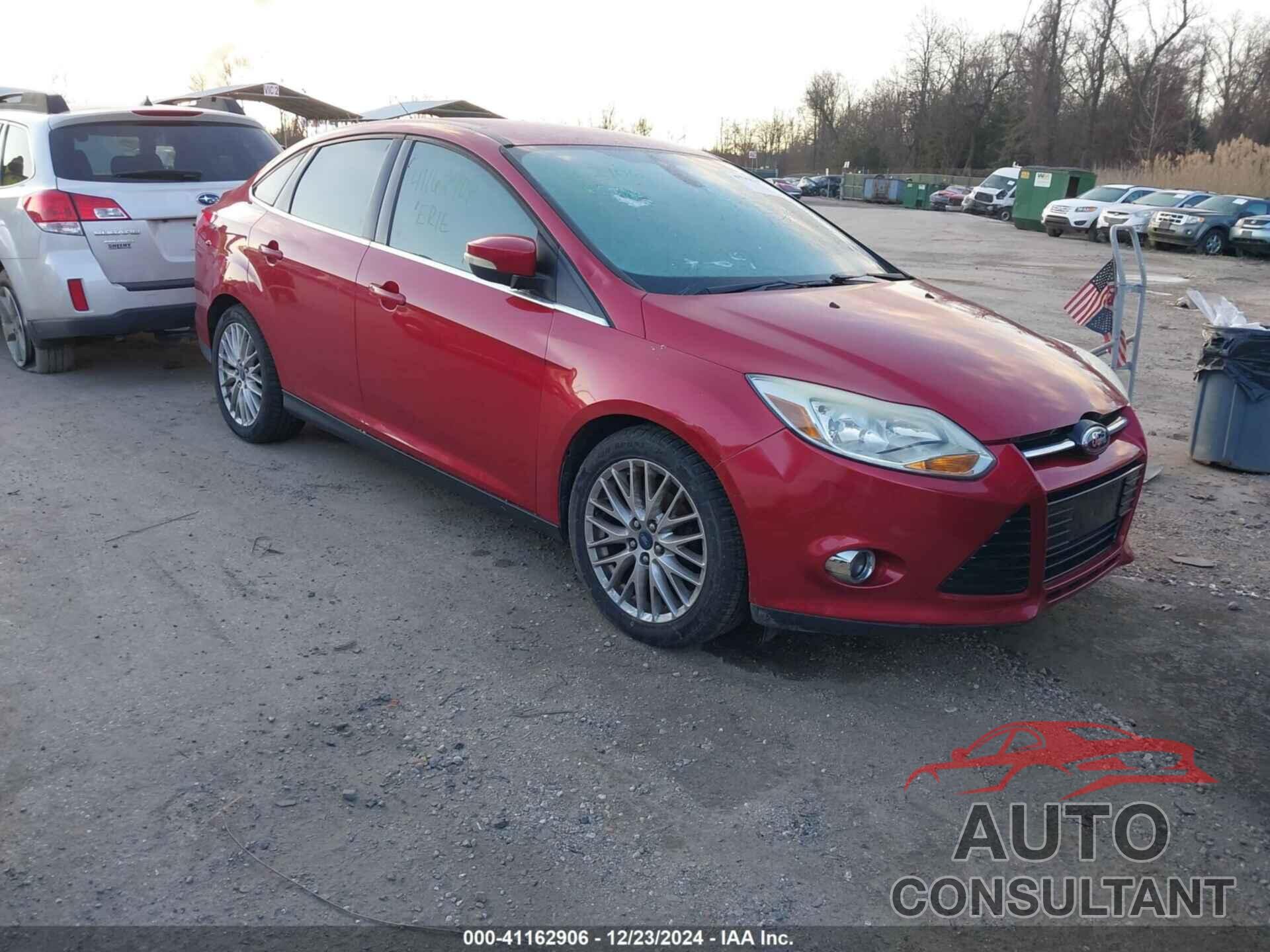 FORD FOCUS 2012 - 1FAHP3H28CL399643