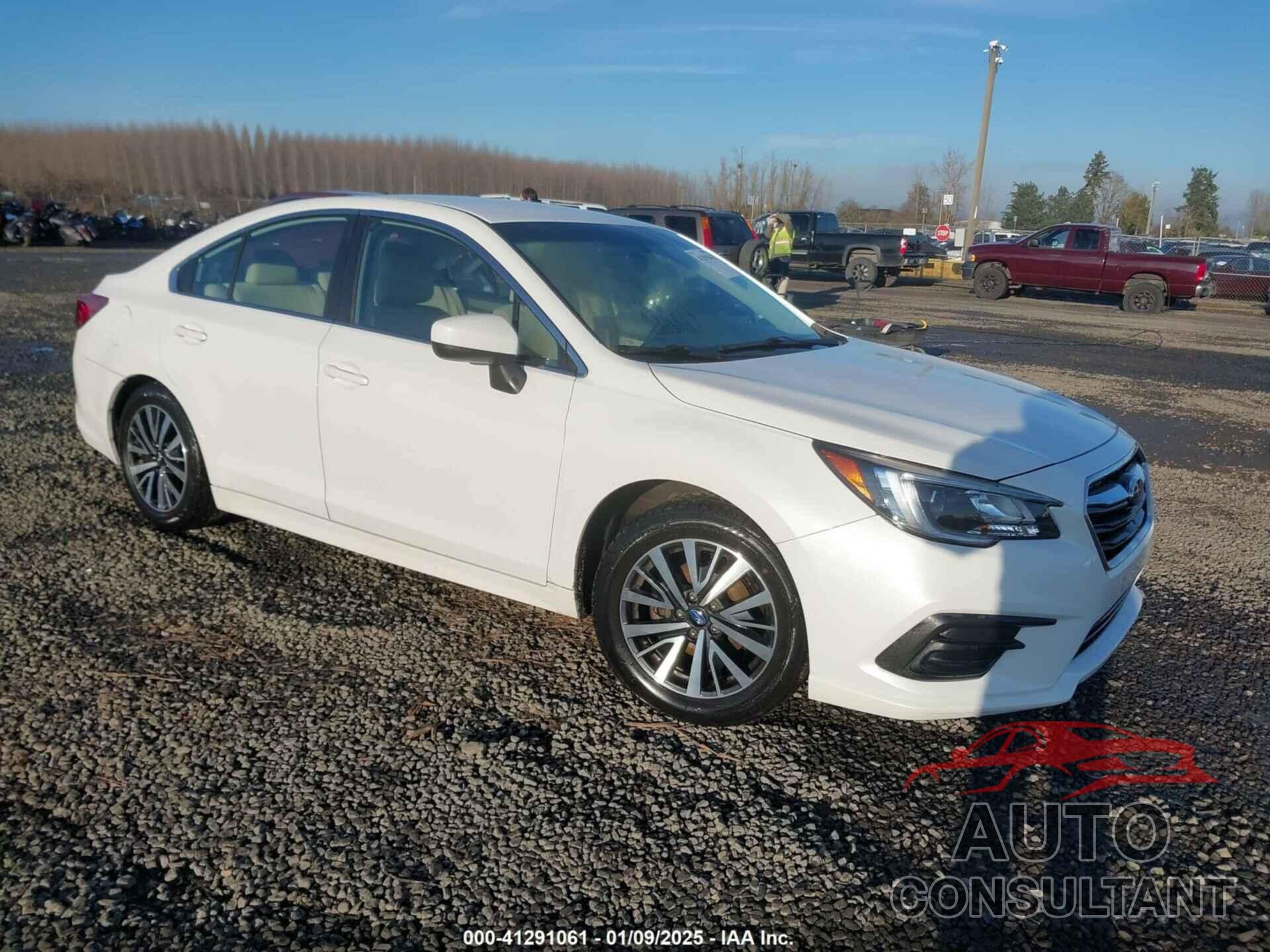 SUBARU LEGACY 2018 - 4S3BNAC60J3034357