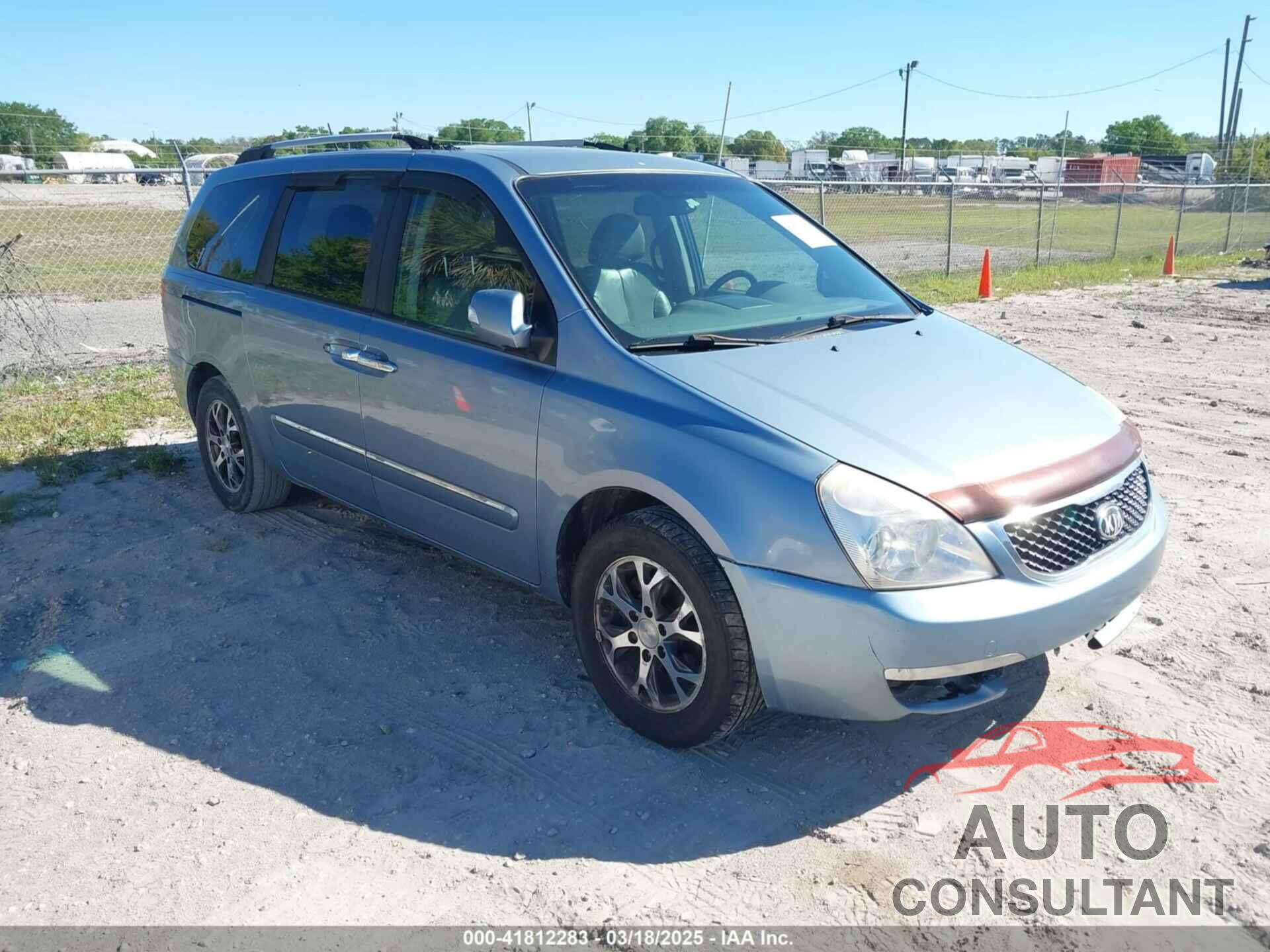 KIA SEDONA 2014 - KNDMH4C70E6553732
