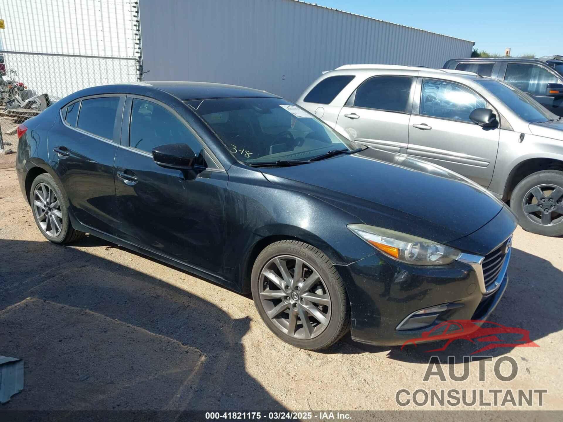 MAZDA MAZDA3 2018 - 3MZBN1V36JM197349
