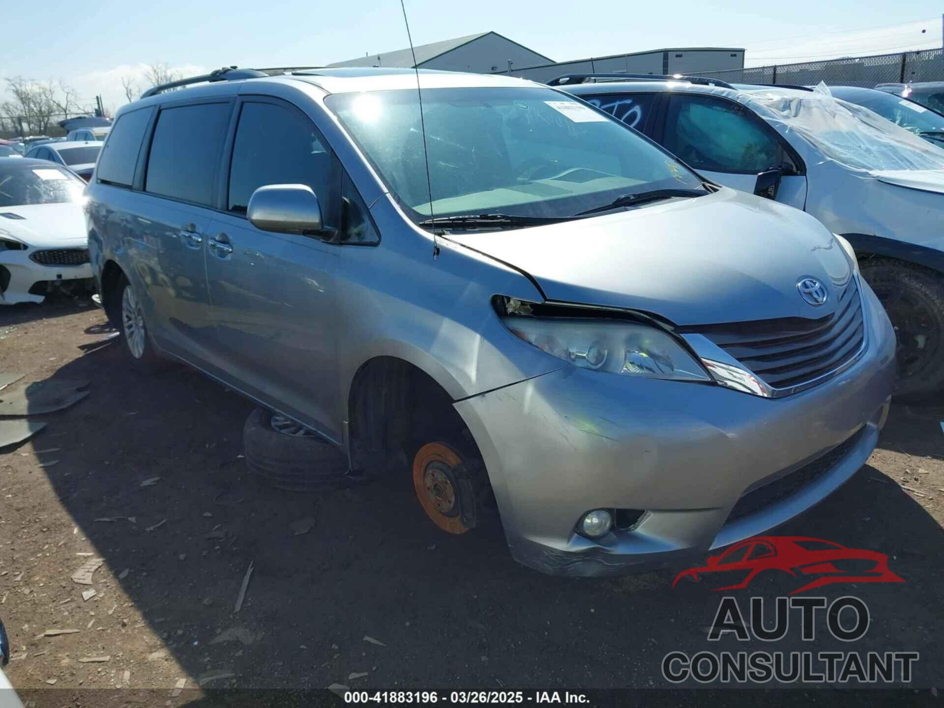TOYOTA SIENNA 2013 - 5TDYK3DC9DS304059