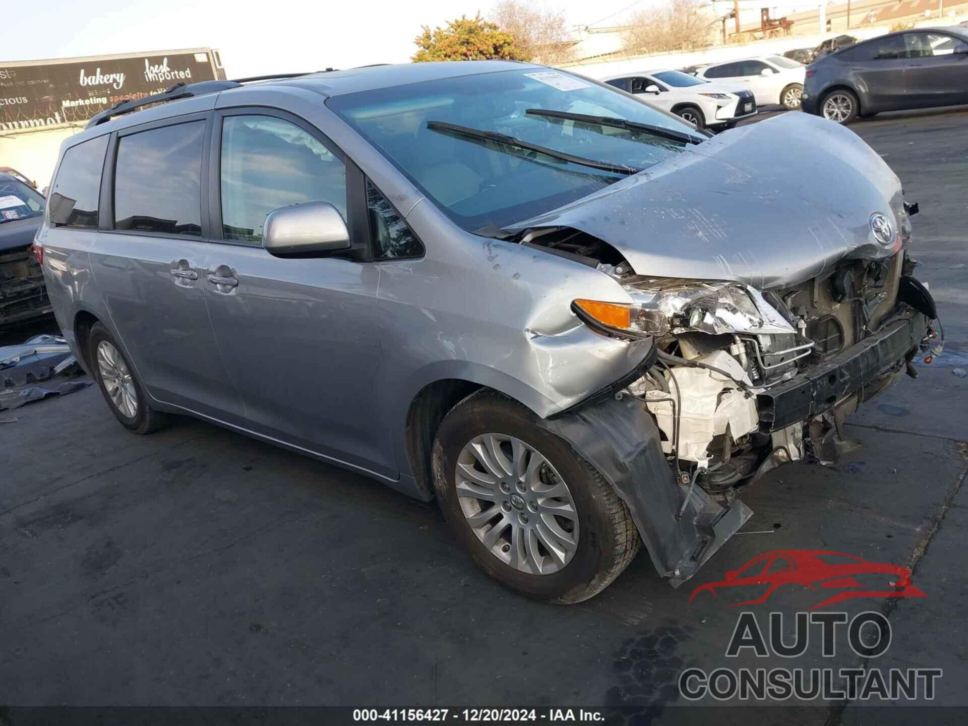 TOYOTA SIENNA 2017 - 5TDYZ3DC6HS828707